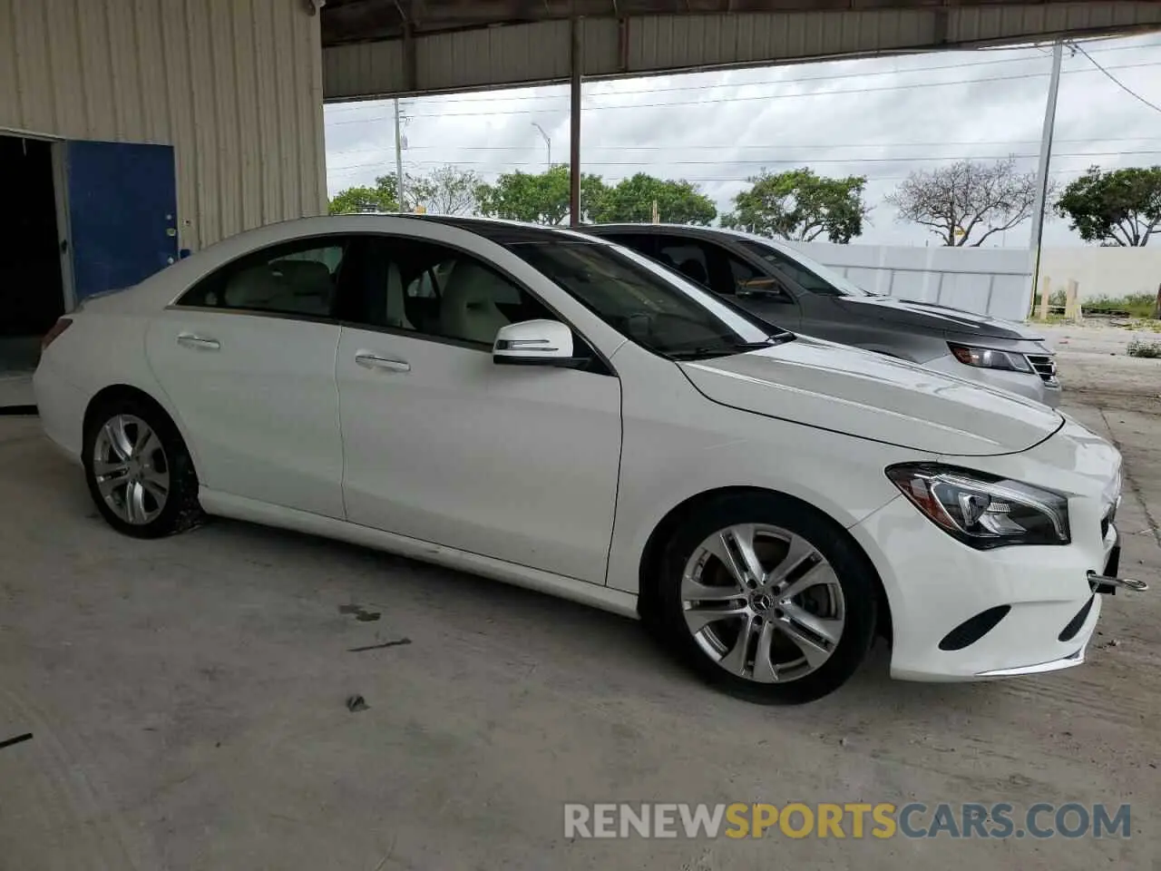 4 Photograph of a damaged car WDDSJ4GB0KN723072 MERCEDES-BENZ CLA-CLASS 2019
