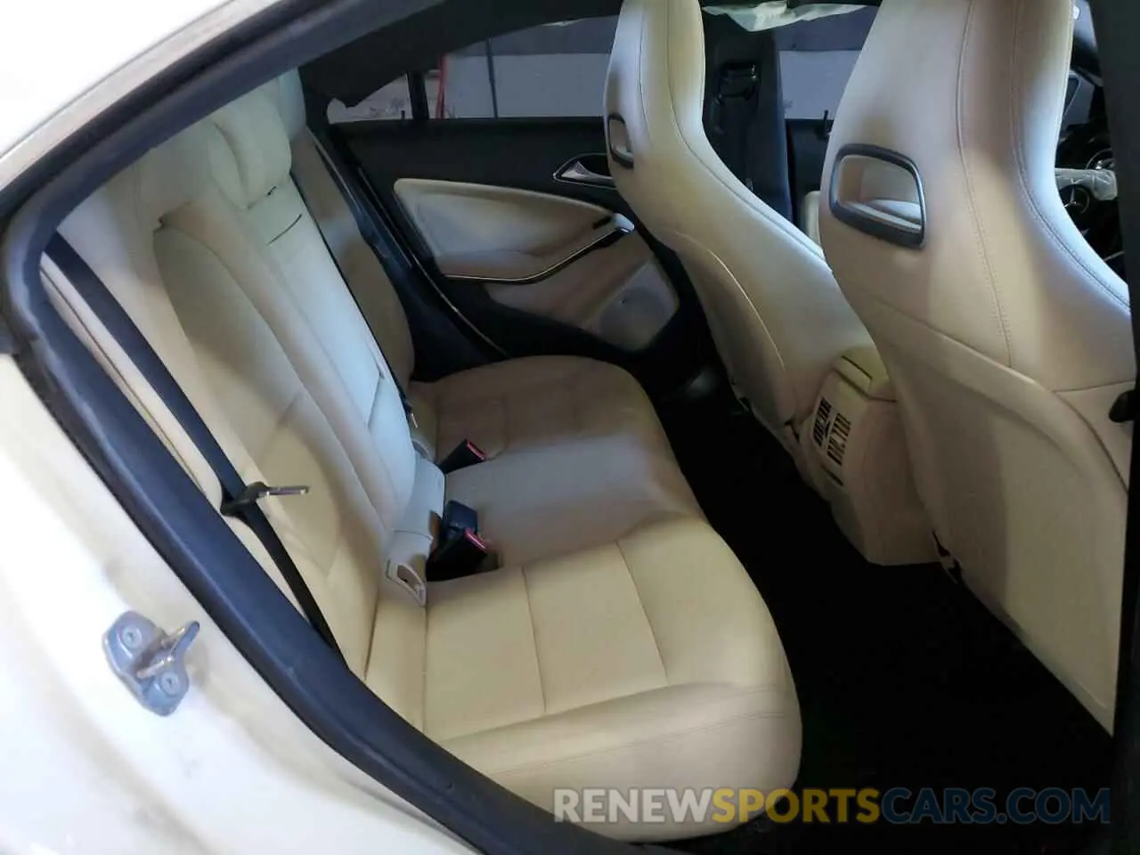 10 Photograph of a damaged car WDDSJ4GB1KN730497 MERCEDES-BENZ CLA-CLASS 2019