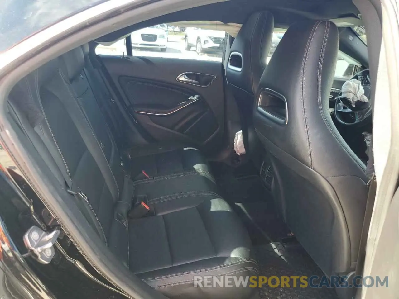 10 Photograph of a damaged car WDDSJ4GB2KN747874 MERCEDES-BENZ CLA-CLASS 2019