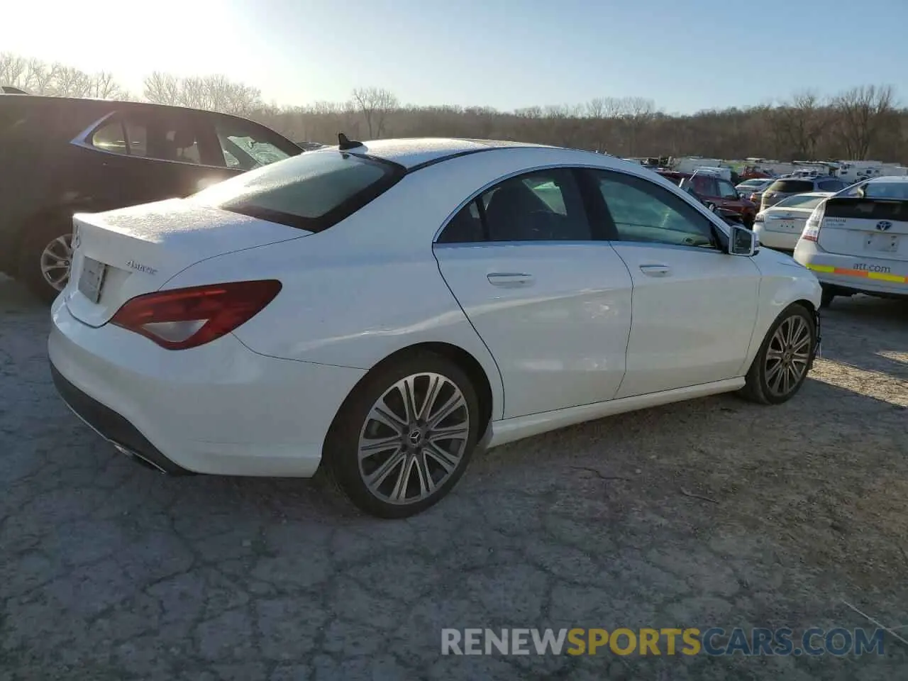 3 Photograph of a damaged car WDDSJ4GB3KN767079 MERCEDES-BENZ CLA-CLASS 2019