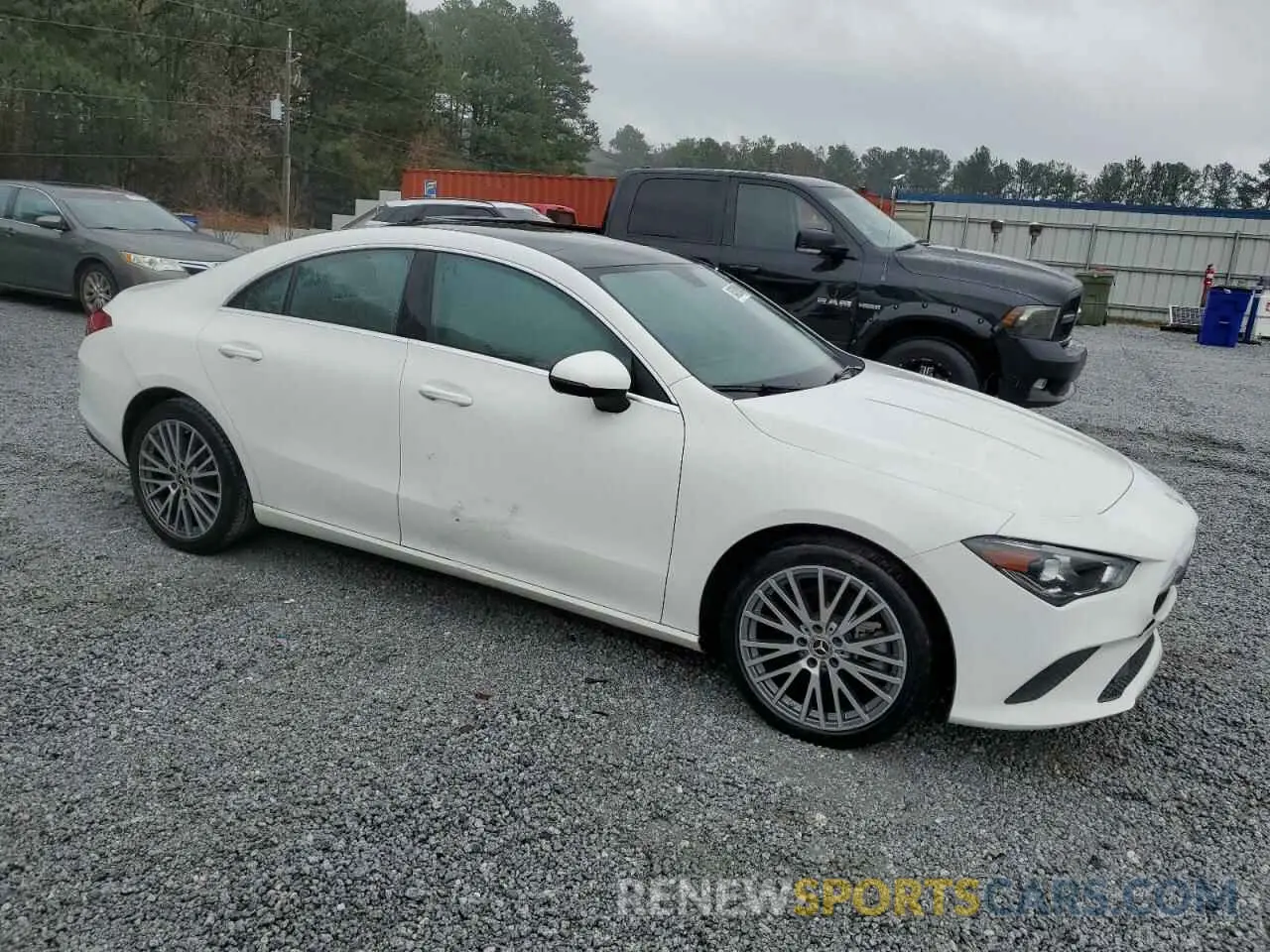 4 Фотография поврежденного автомобиля W1K5J4GB1LN083260 MERCEDES-BENZ CLA-CLASS 2020