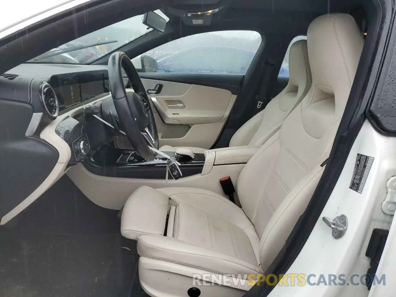 7 Фотография поврежденного автомобиля W1K5J4GB1LN083260 MERCEDES-BENZ CLA-CLASS 2020