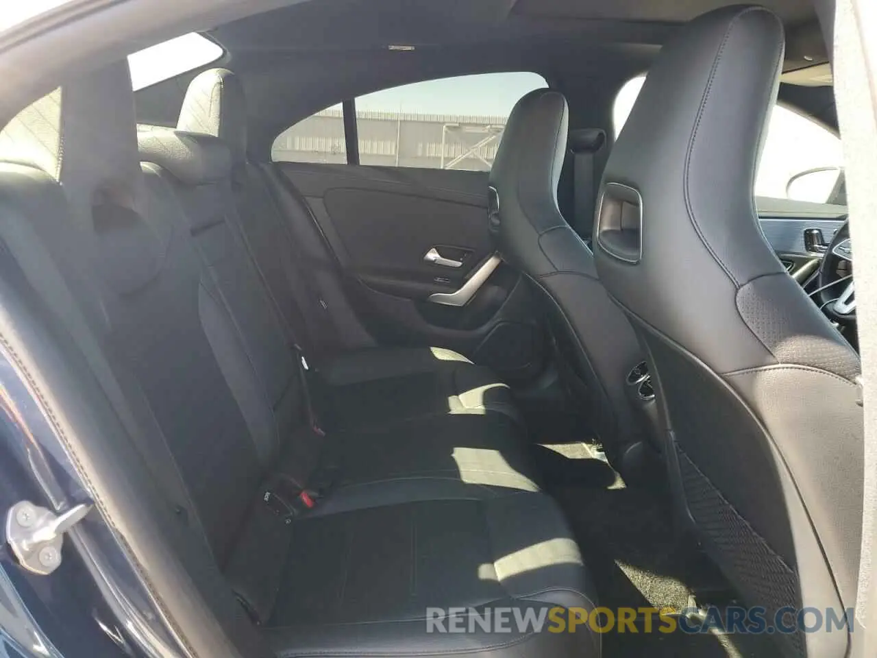 10 Фотография поврежденного автомобиля W1K5J4GB1LN088636 MERCEDES-BENZ CLA-CLASS 2020