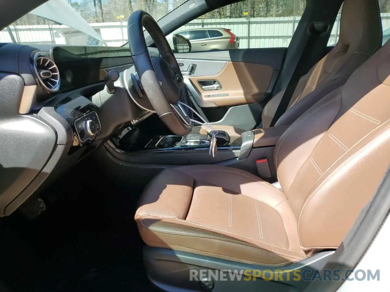 7 Фотография поврежденного автомобиля W1K5J4GB4LN083558 MERCEDES-BENZ CLA-CLASS 2020
