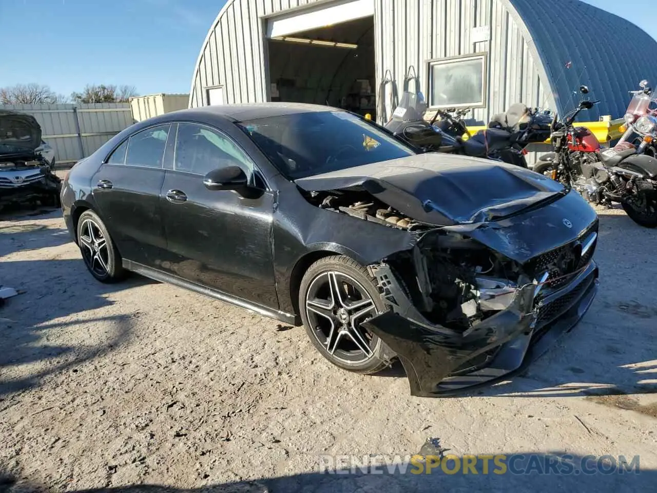 4 Фотография поврежденного автомобиля W1K5J4HB0LN082650 MERCEDES-BENZ CLA-CLASS 2020