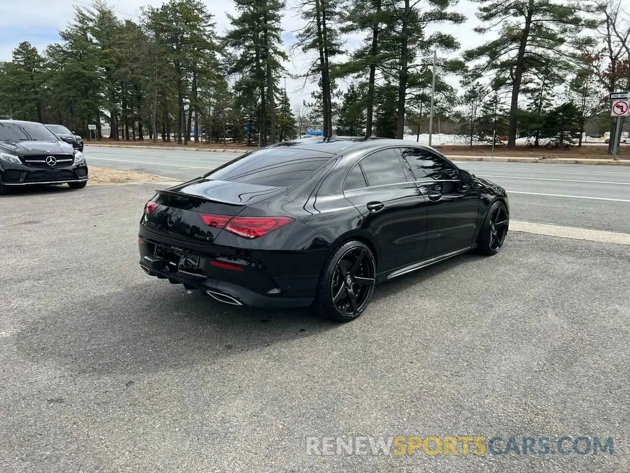 4 Фотография поврежденного автомобиля W1K5J4HB6LN083219 MERCEDES-BENZ CLA-CLASS 2020
