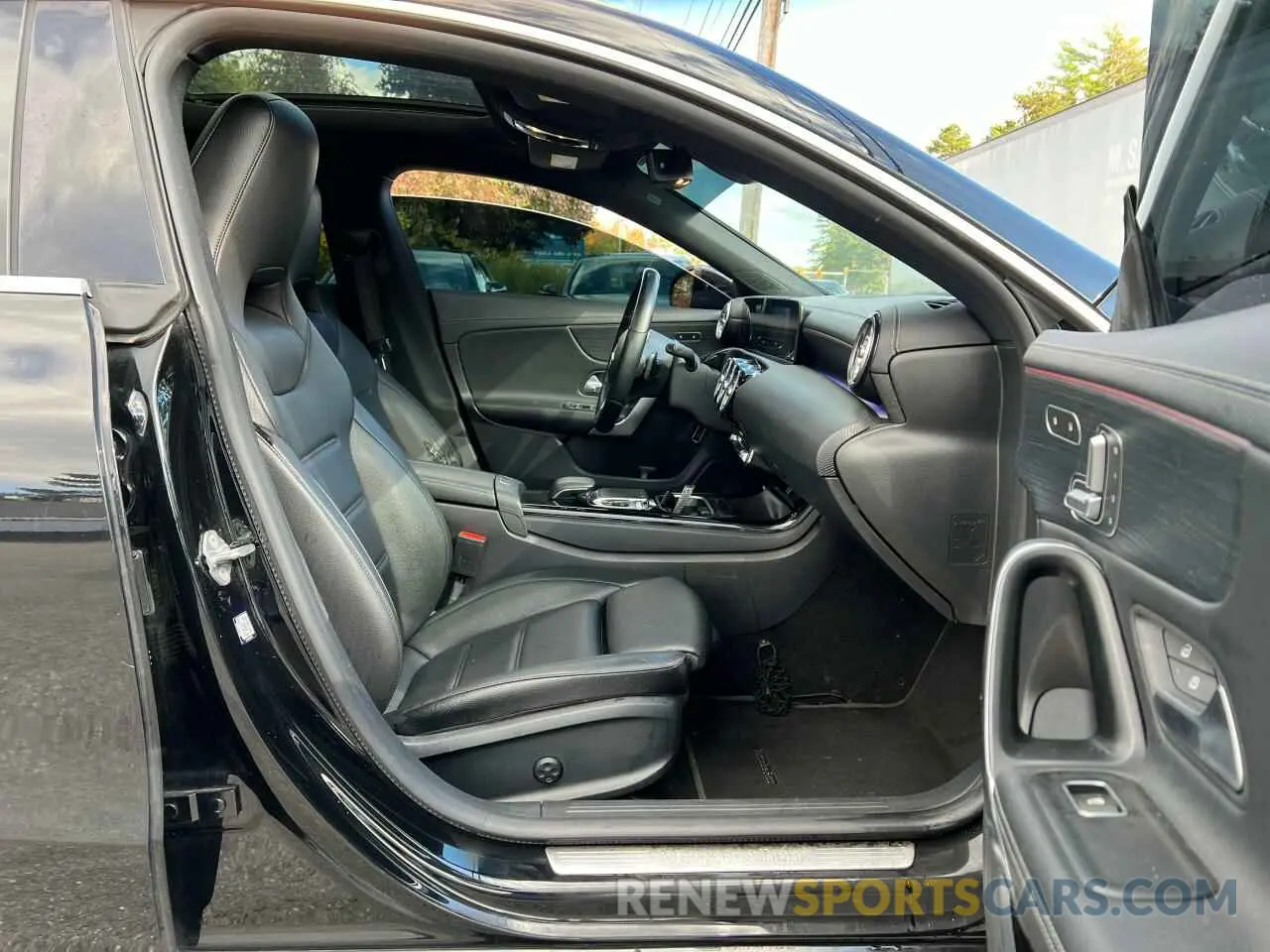 5 Photograph of a damaged car WDD5J4HB8LN075364 MERCEDES-BENZ CLA-CLASS 2020