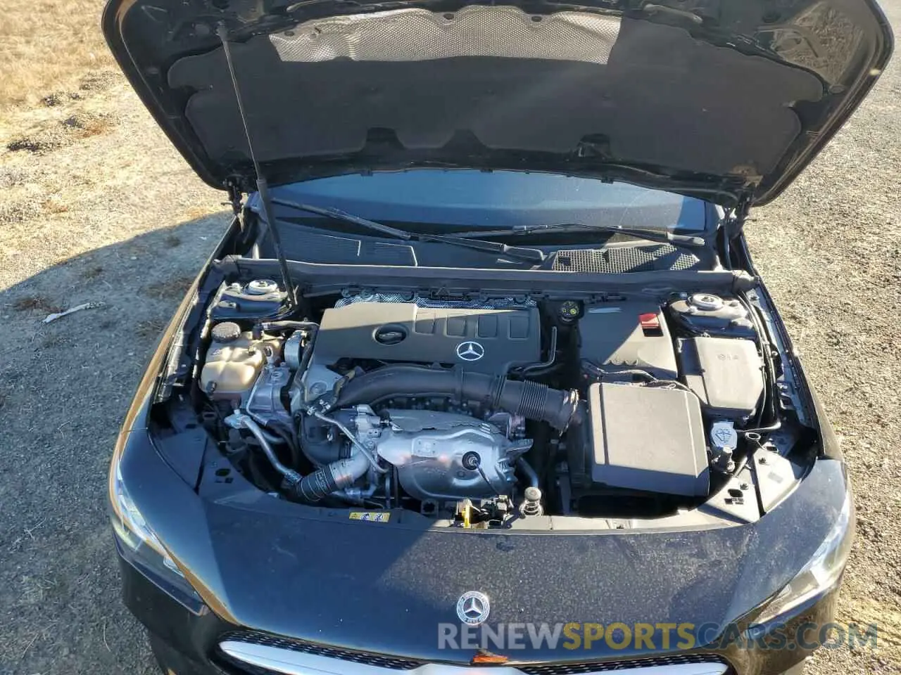 11 Photograph of a damaged car W1K5J4GB0MN224403 MERCEDES-BENZ CLA-CLASS 2021
