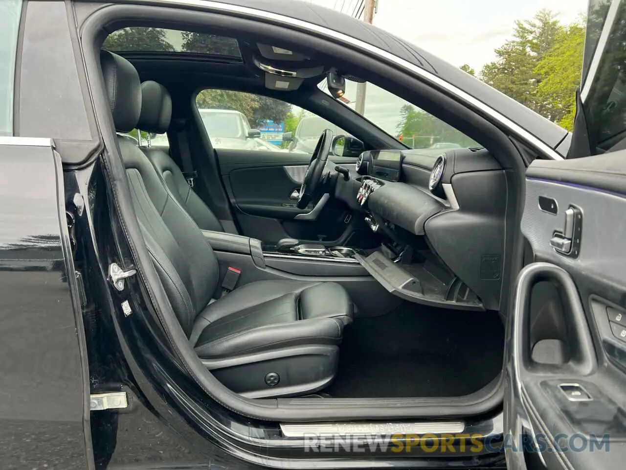 5 Photograph of a damaged car W1K5J4GB9MN160507 MERCEDES-BENZ CLA-CLASS 2021