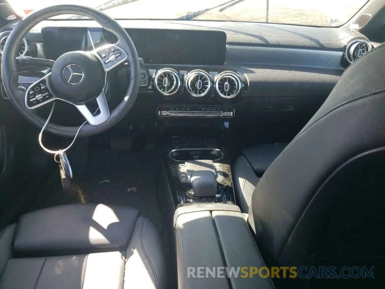 8 Photograph of a damaged car W1K5J4HB5MN187380 MERCEDES-BENZ CLA-CLASS 2021