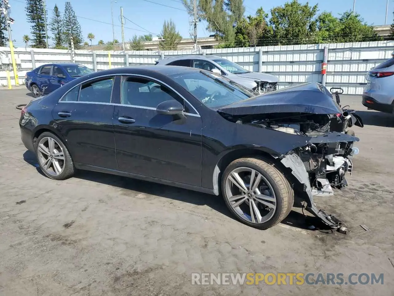 4 Фотография поврежденного автомобиля W1K5J4GB0NN248167 MERCEDES-BENZ CLA-CLASS 2022