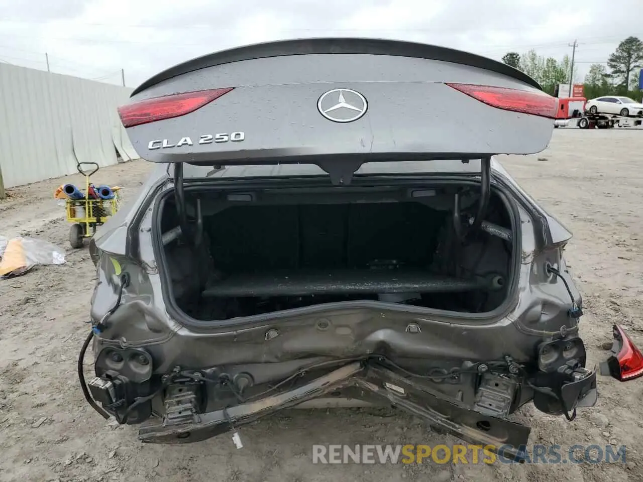6 Photograph of a damaged car W1K5J4GB2NN295300 MERCEDES-BENZ CLA-CLASS 2022
