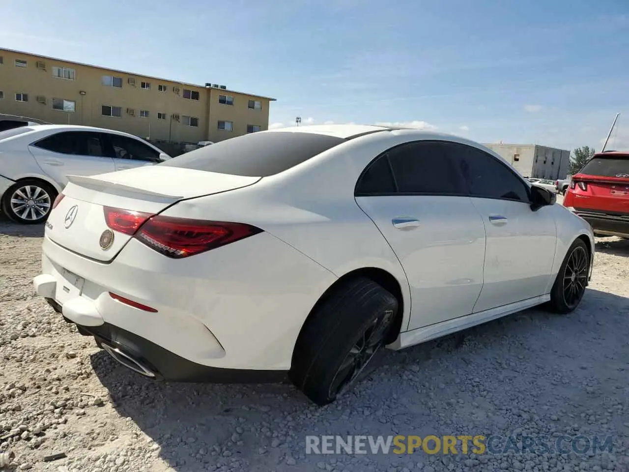 3 Фотография поврежденного автомобиля W1K5J4GB4NN250519 MERCEDES-BENZ CLA-CLASS 2022