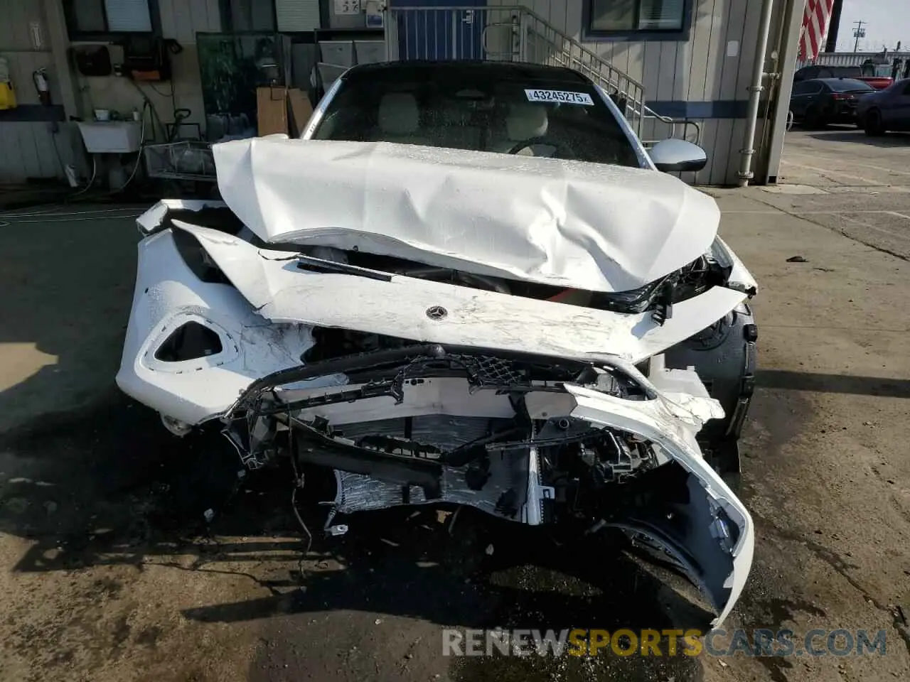 5 Фотография поврежденного автомобиля W1K5J4GB2SN527146 MERCEDES-BENZ CLA-CLASS 2025