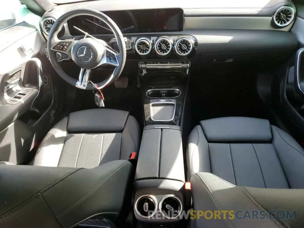 8 Фотография поврежденного автомобиля W1K5J4HB6SN508677 MERCEDES-BENZ CLA-CLASS 2025