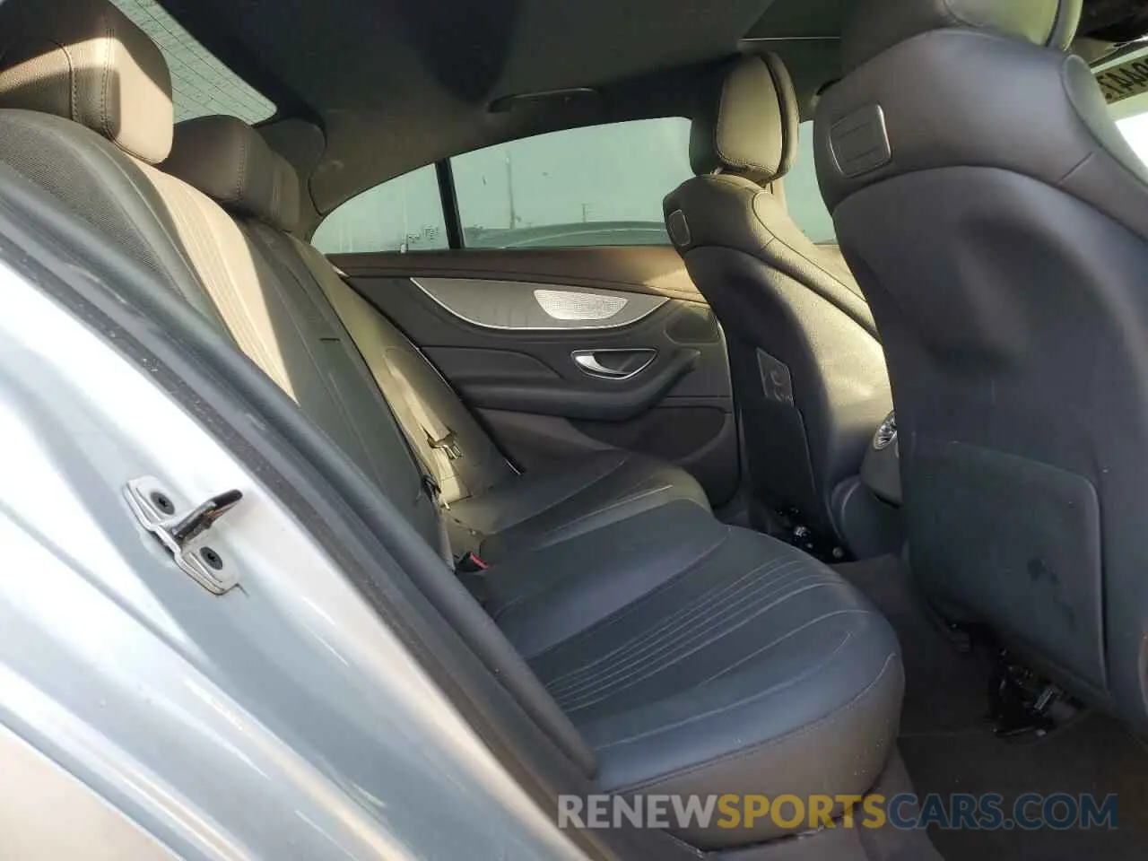 10 Фотография поврежденного автомобиля WDD2J5JB3KA027280 MERCEDES-BENZ CLC-CLASS 2019