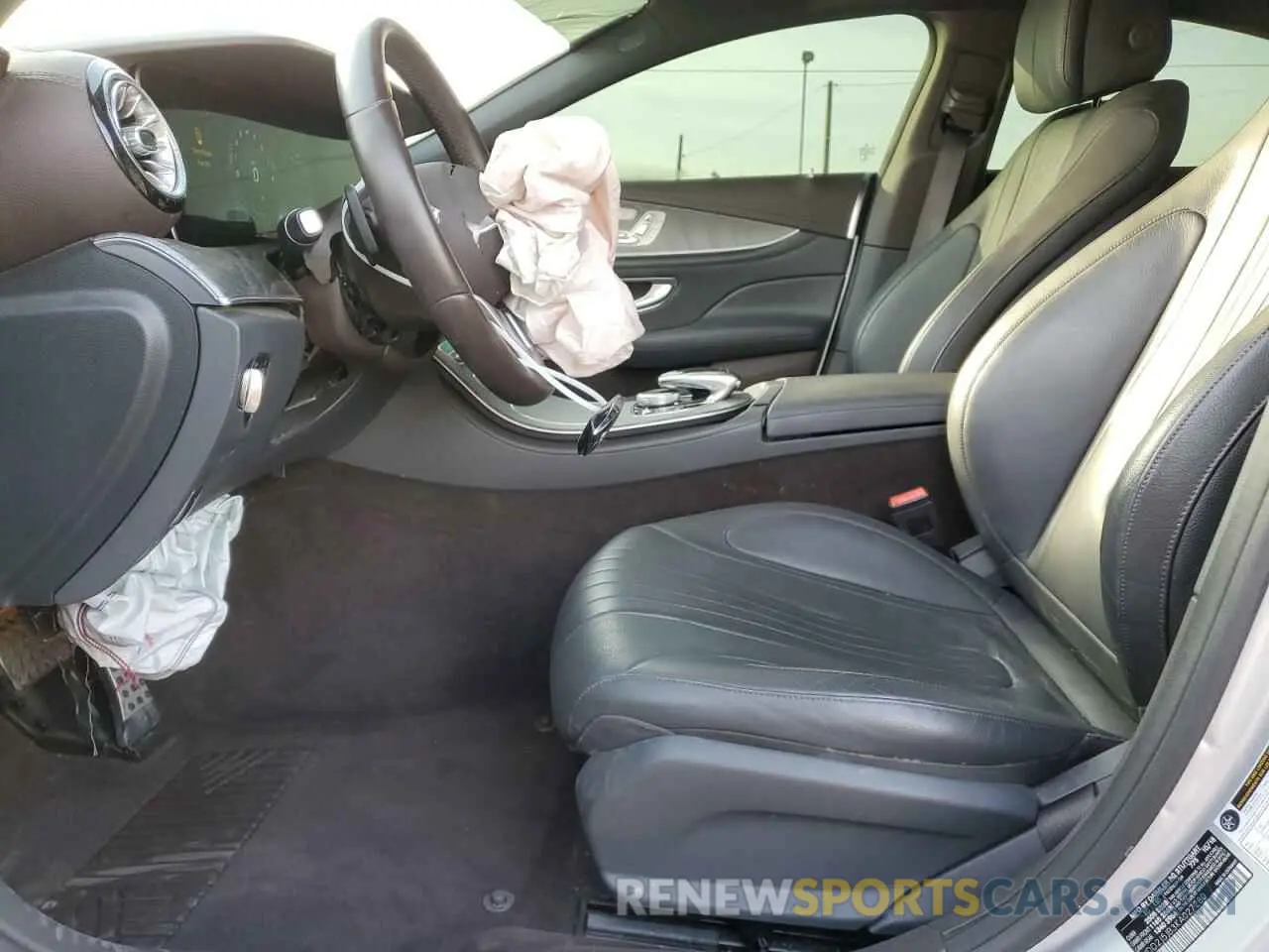 7 Фотография поврежденного автомобиля WDD2J5JB3KA027280 MERCEDES-BENZ CLC-CLASS 2019