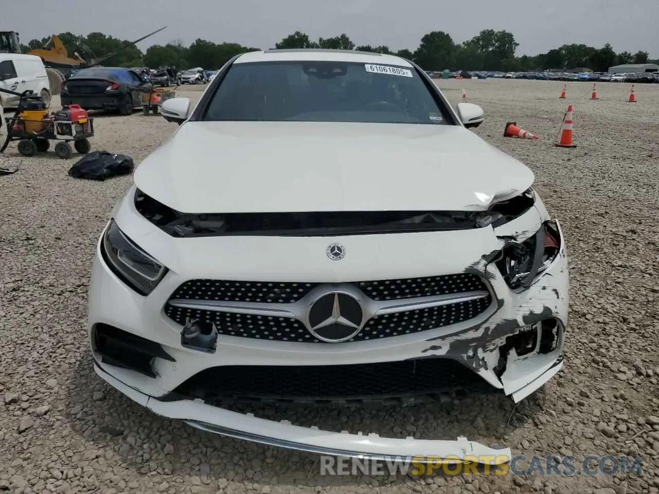 5 Фотография поврежденного автомобиля WDD2J5JB9KA030989 MERCEDES-BENZ CLC-CLASS 2019