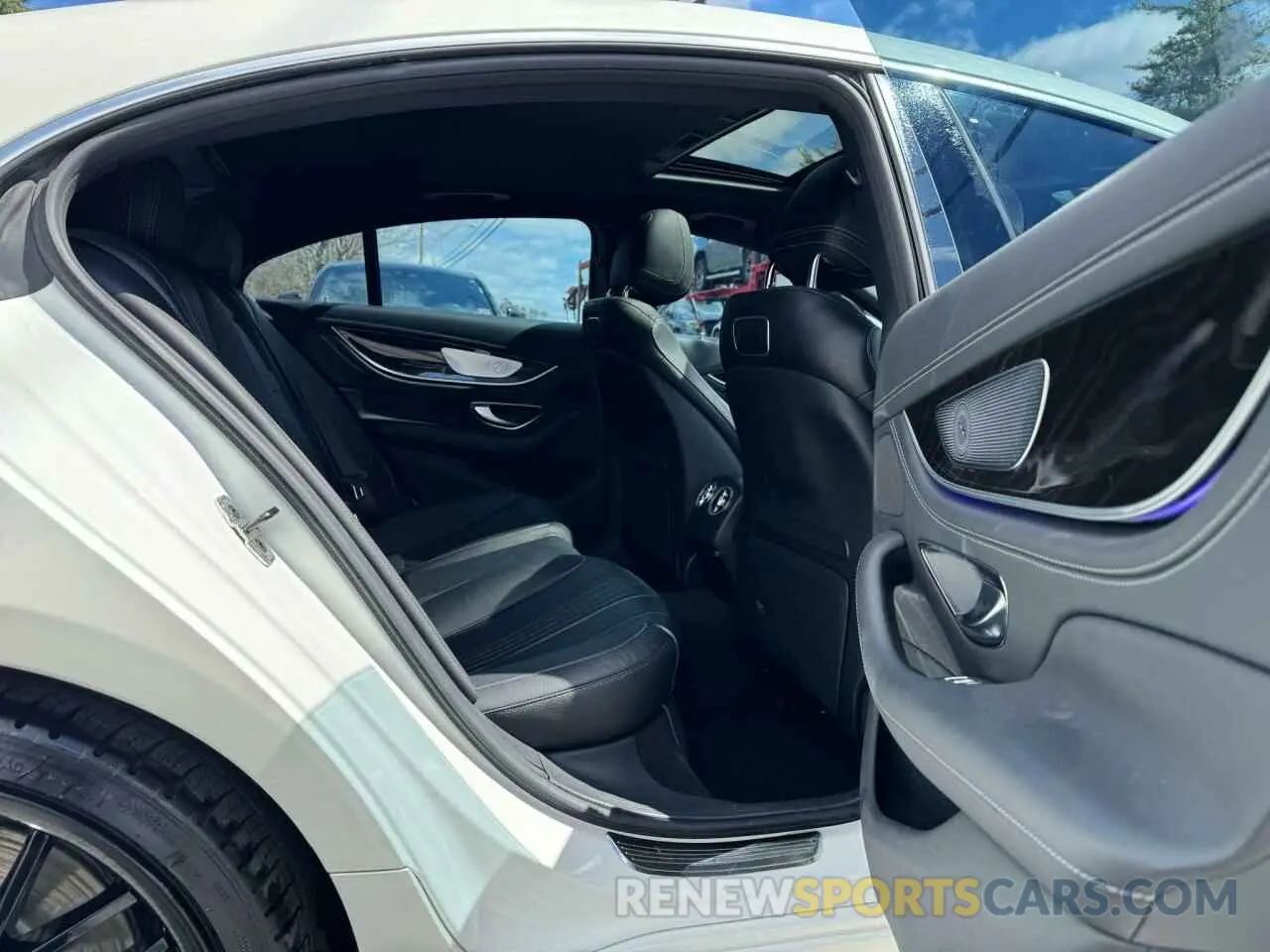 6 Фотография поврежденного автомобиля WDD2J5JBXKA029690 MERCEDES-BENZ CLC-CLASS 2019