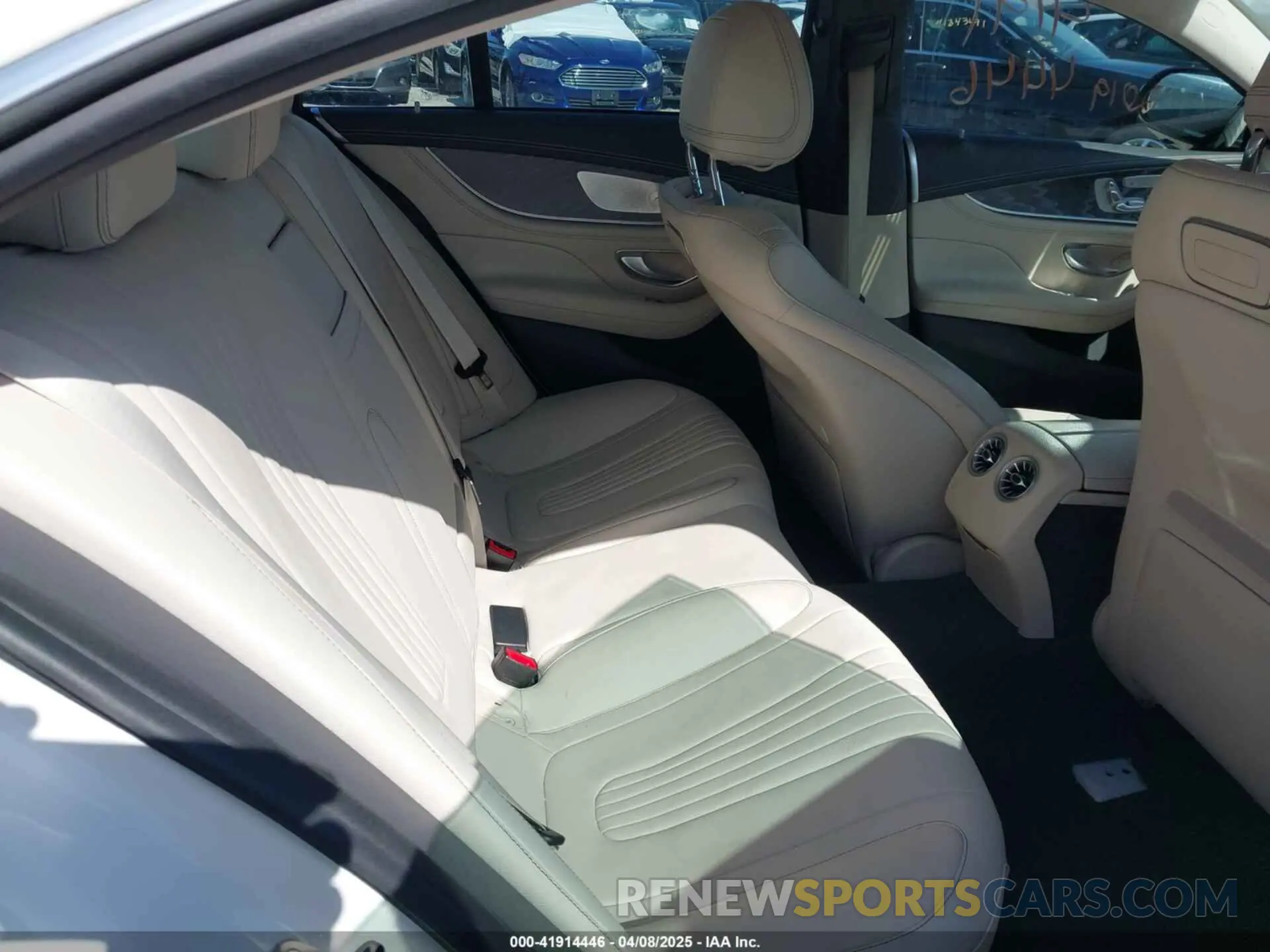 8 Photograph of a damaged car WDD2J5JB3KA008387 MERCEDES-BENZ CLS 450 2019