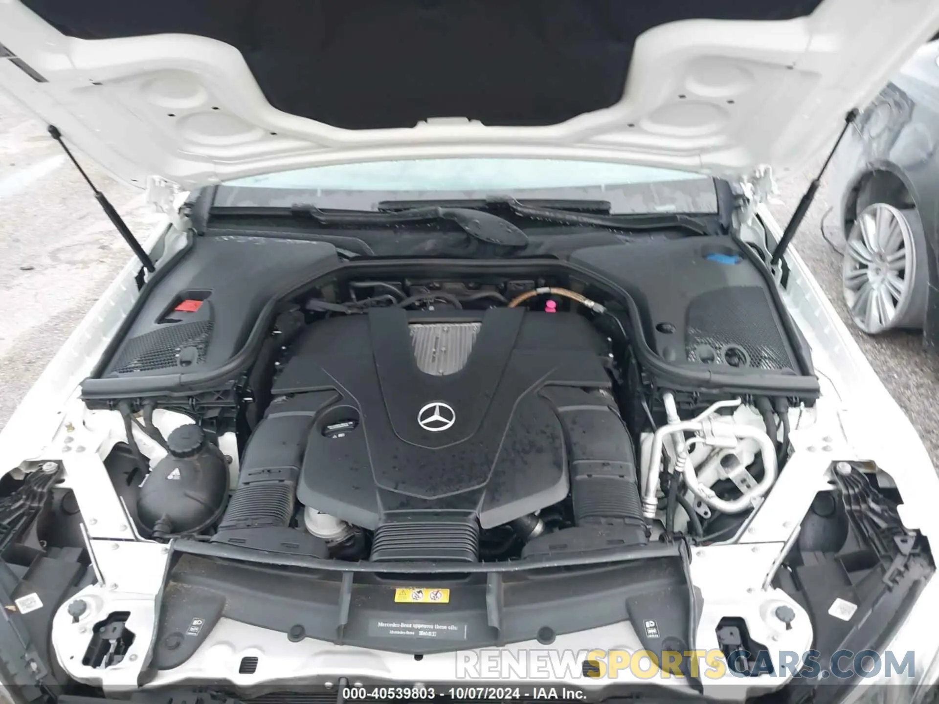 10 Photograph of a damaged car WDD1K6JB5KF081746 MERCEDES-BENZ E 2019