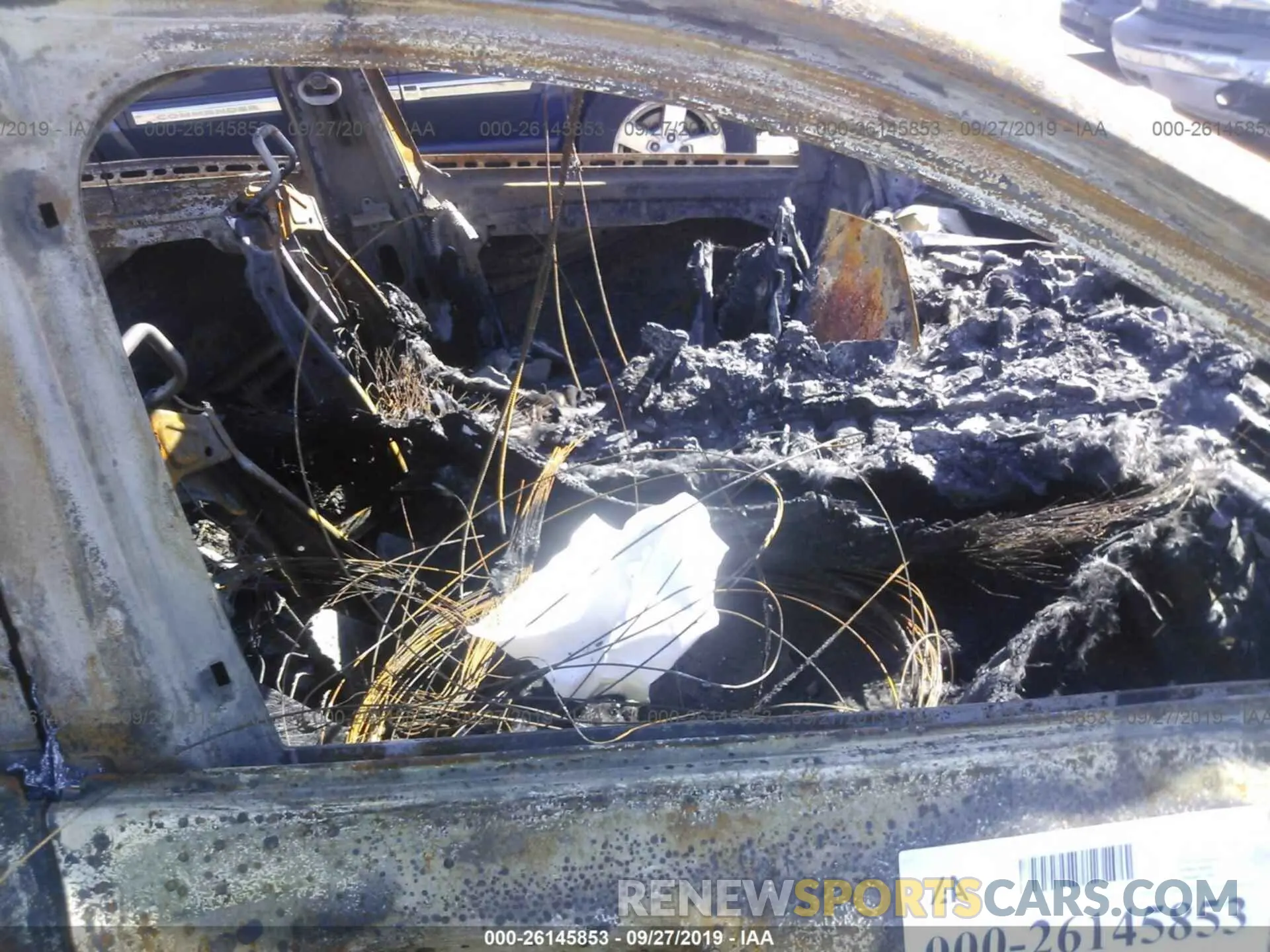 5 Photograph of a damaged car WDDZF4KB0KA612858 MERCEDES-BENZ E 2019