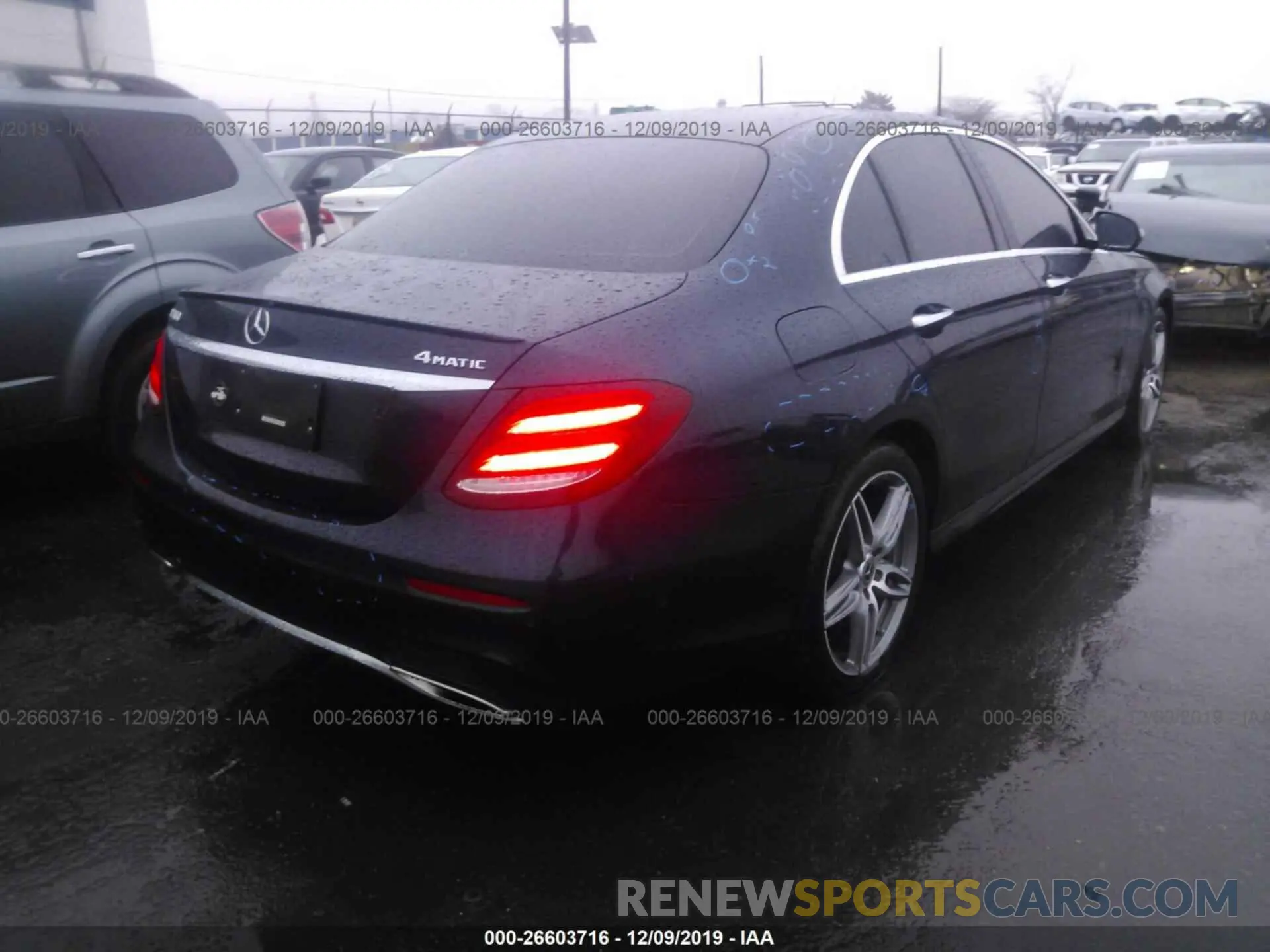 4 Photograph of a damaged car WDDZF4KB4KA557461 MERCEDES-BENZ E 2019