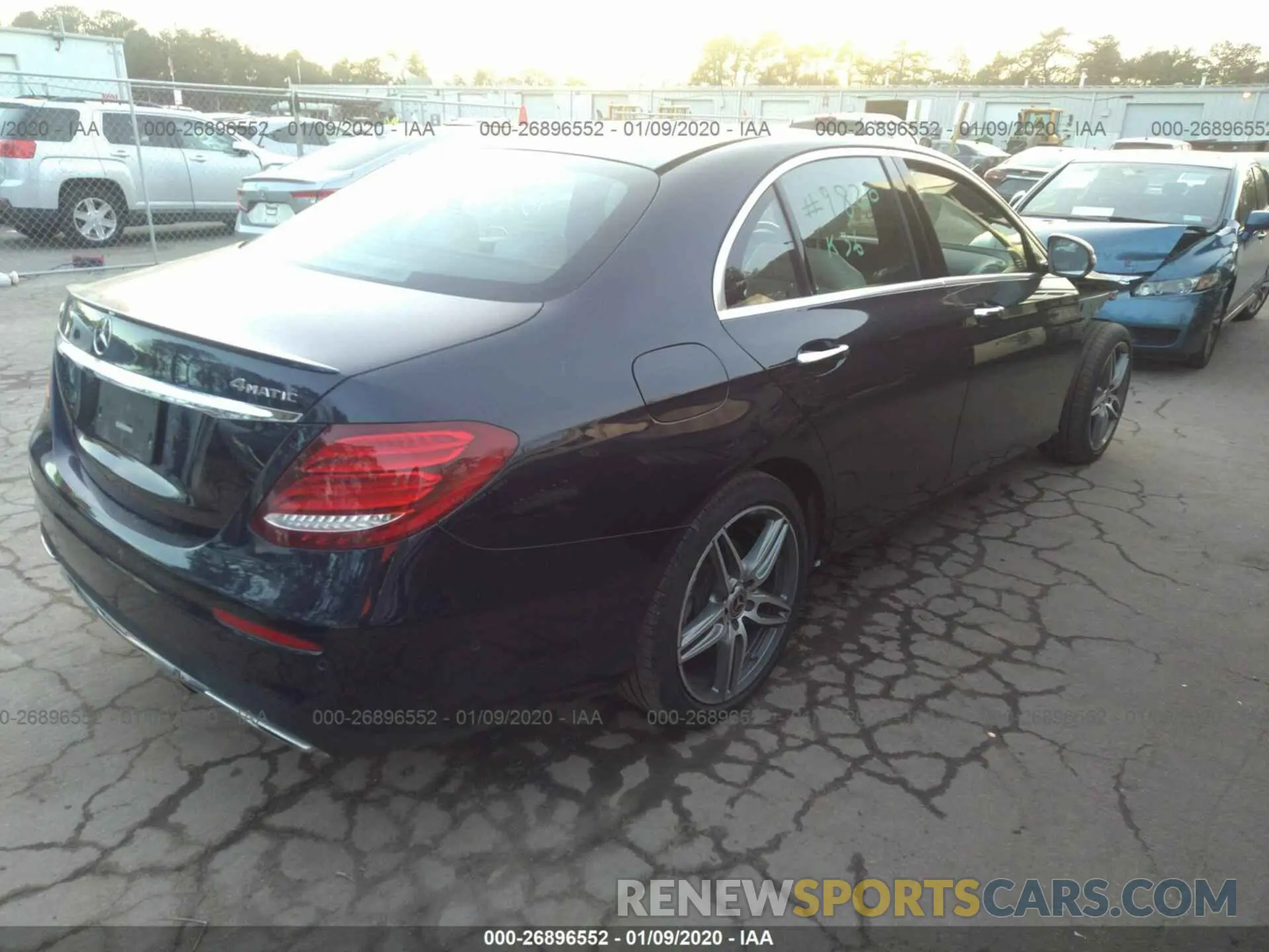 4 Photograph of a damaged car WDDZF4KBXKA549820 MERCEDES-BENZ E 2019