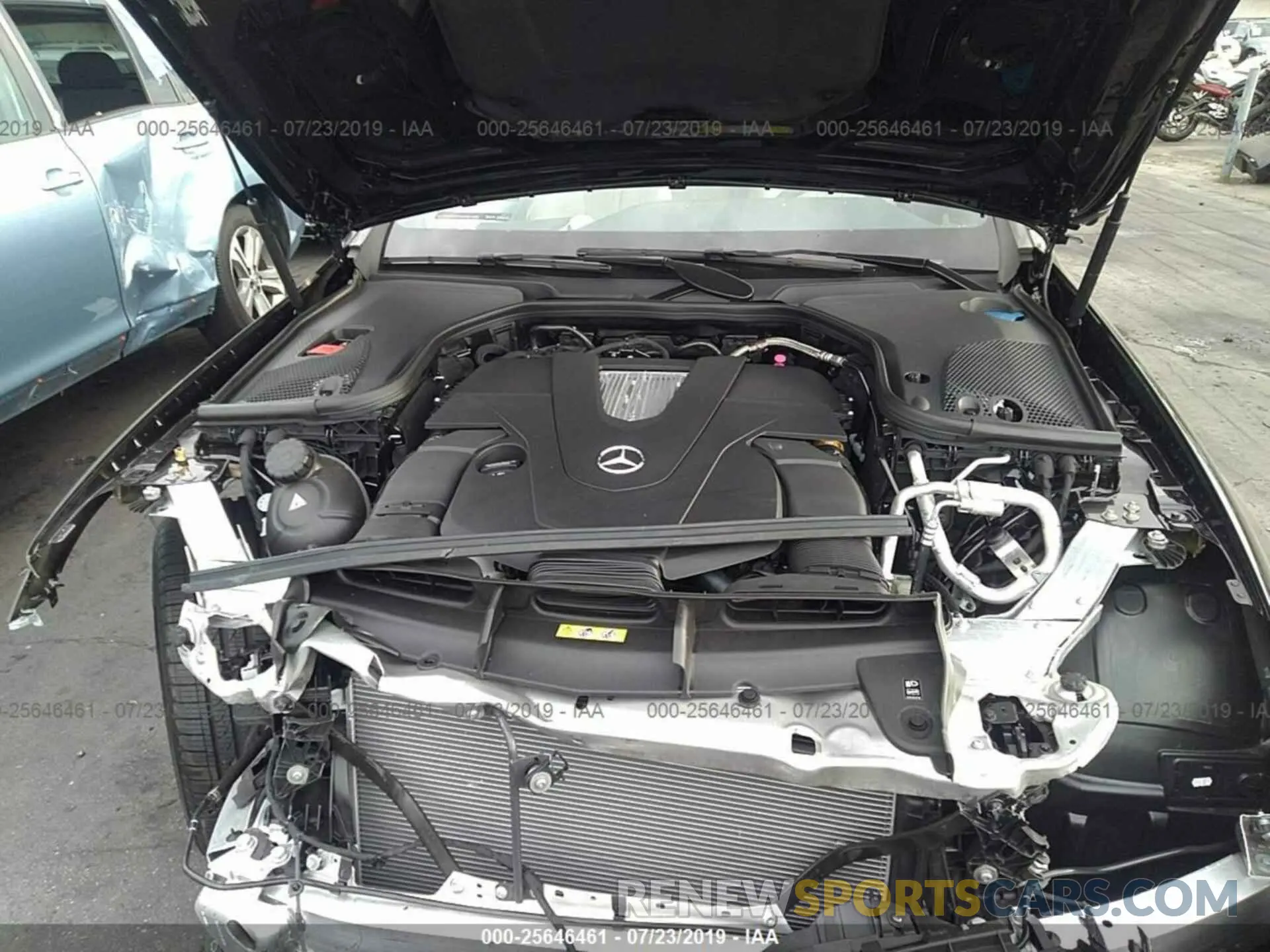 10 Photograph of a damaged car WDDZF6JB6KA670146 MERCEDES-BENZ E 2019