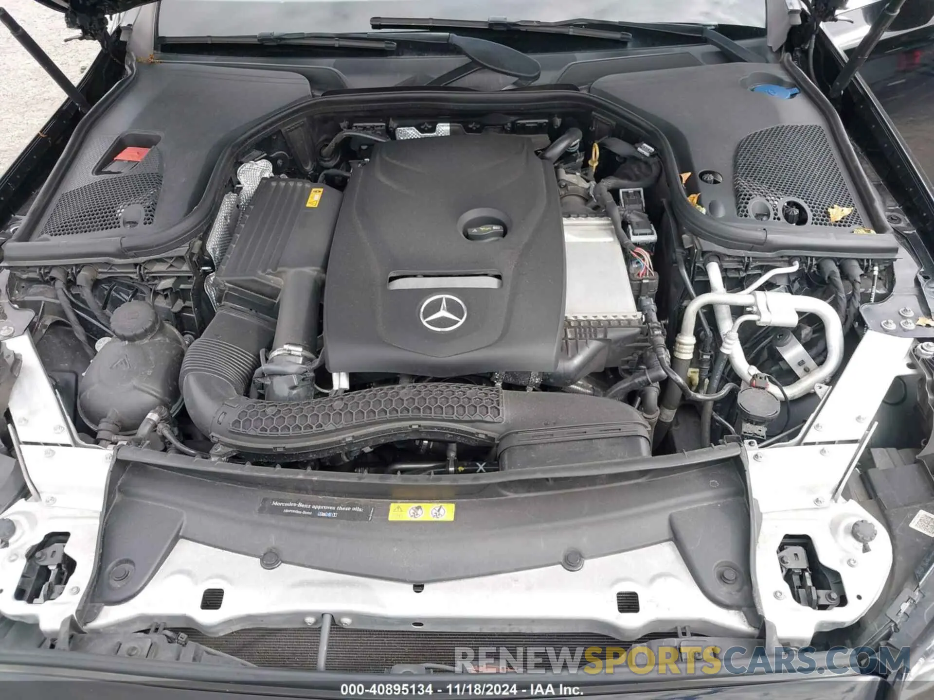 10 Photograph of a damaged car WDDZF4JBXKA521758 MERCEDES-BENZ E 300 2019