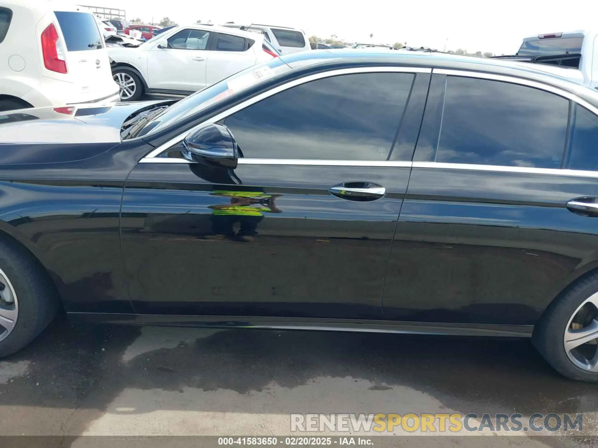 14 Фотография поврежденного автомобиля WDDZF4JBXKA549463 MERCEDES-BENZ E 300 2019