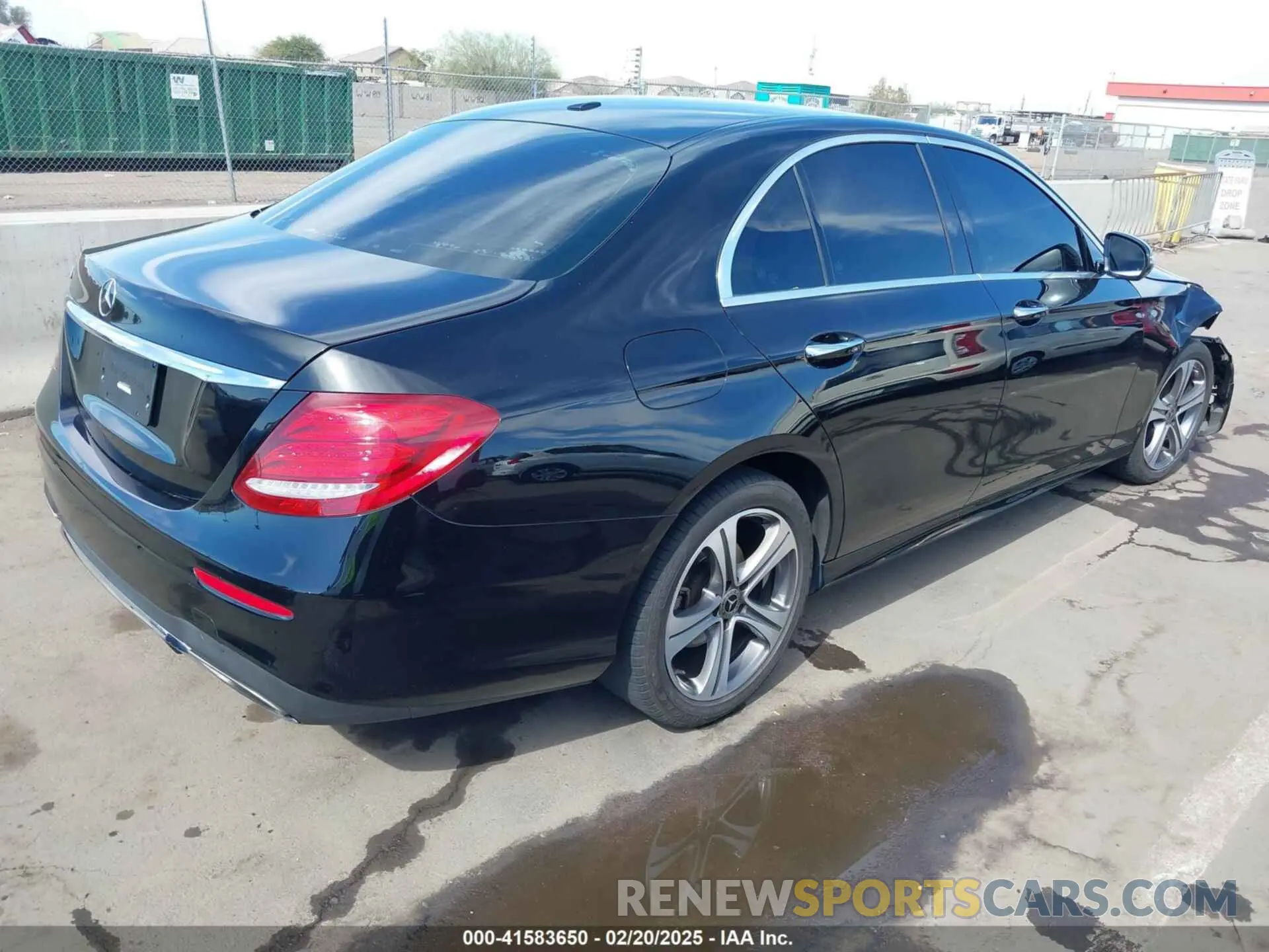 4 Фотография поврежденного автомобиля WDDZF4JBXKA549463 MERCEDES-BENZ E 300 2019