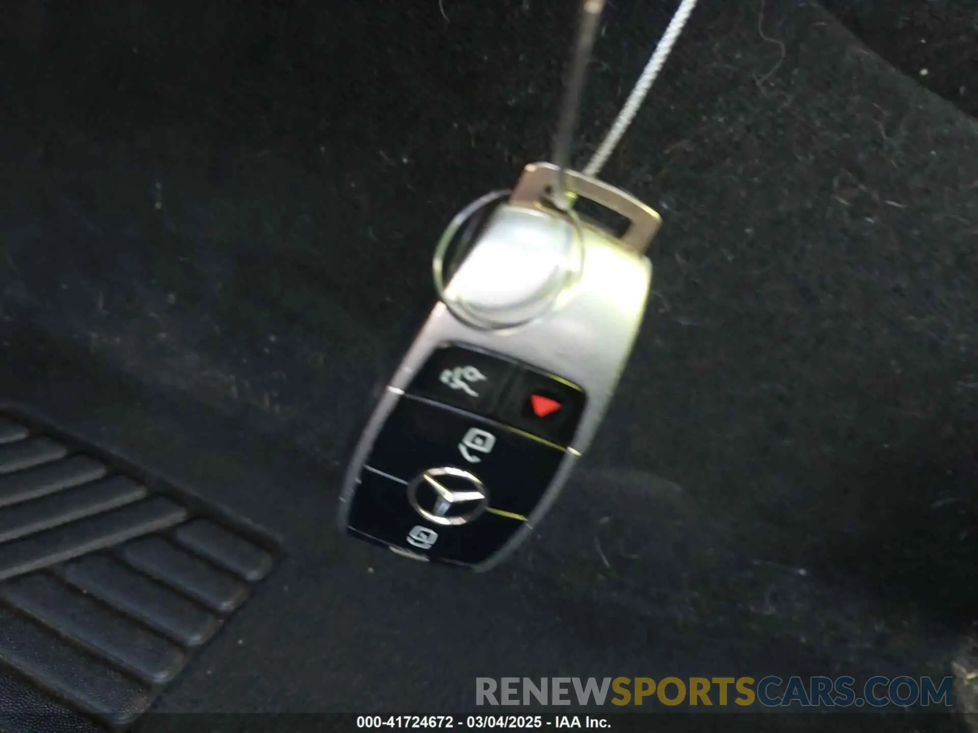 11 Photograph of a damaged car WDDZF4JBXKA597397 MERCEDES-BENZ E 300 2019