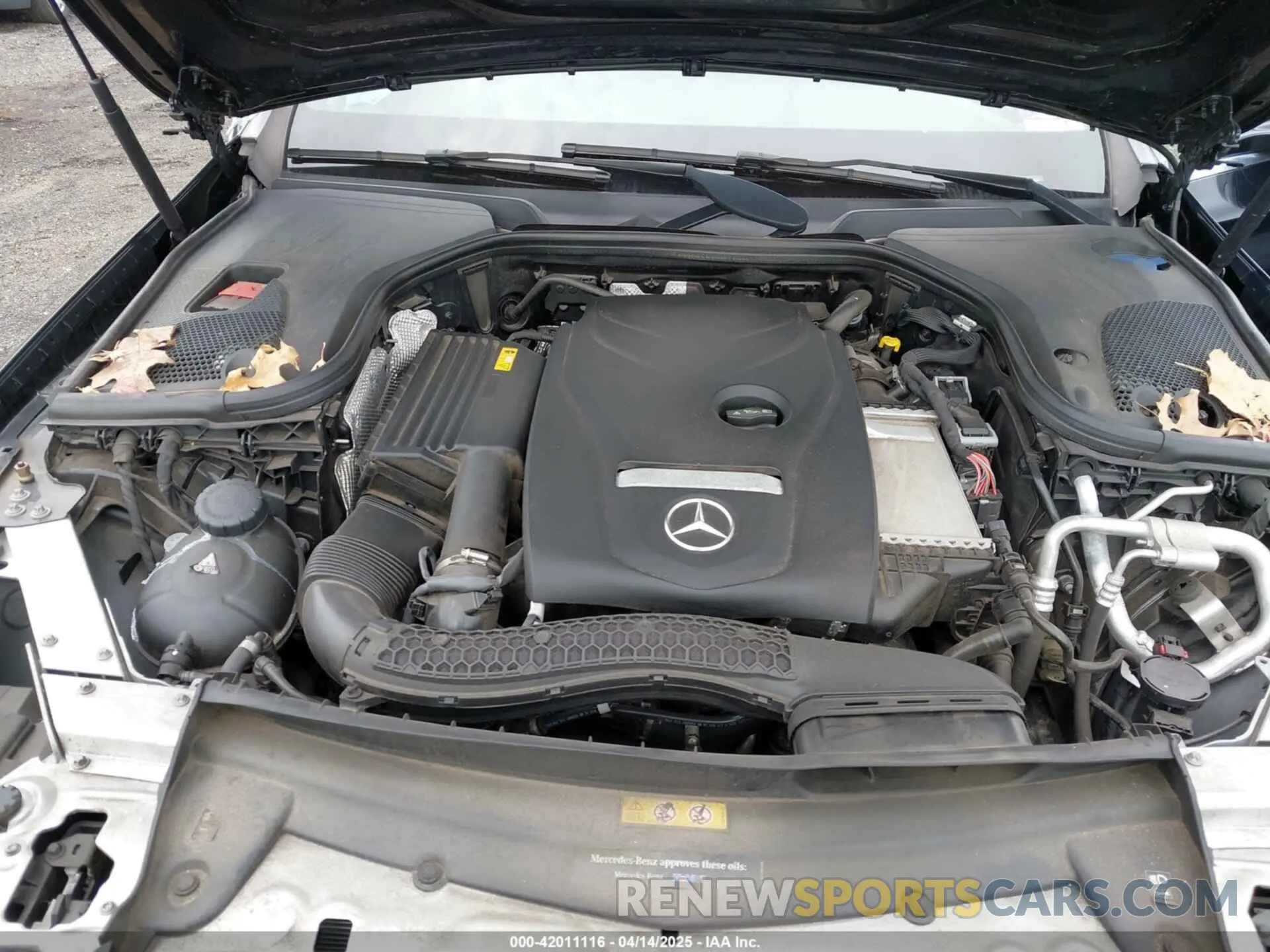 10 Photograph of a damaged car WDDZF4KB0KA545145 MERCEDES-BENZ E 300 2019