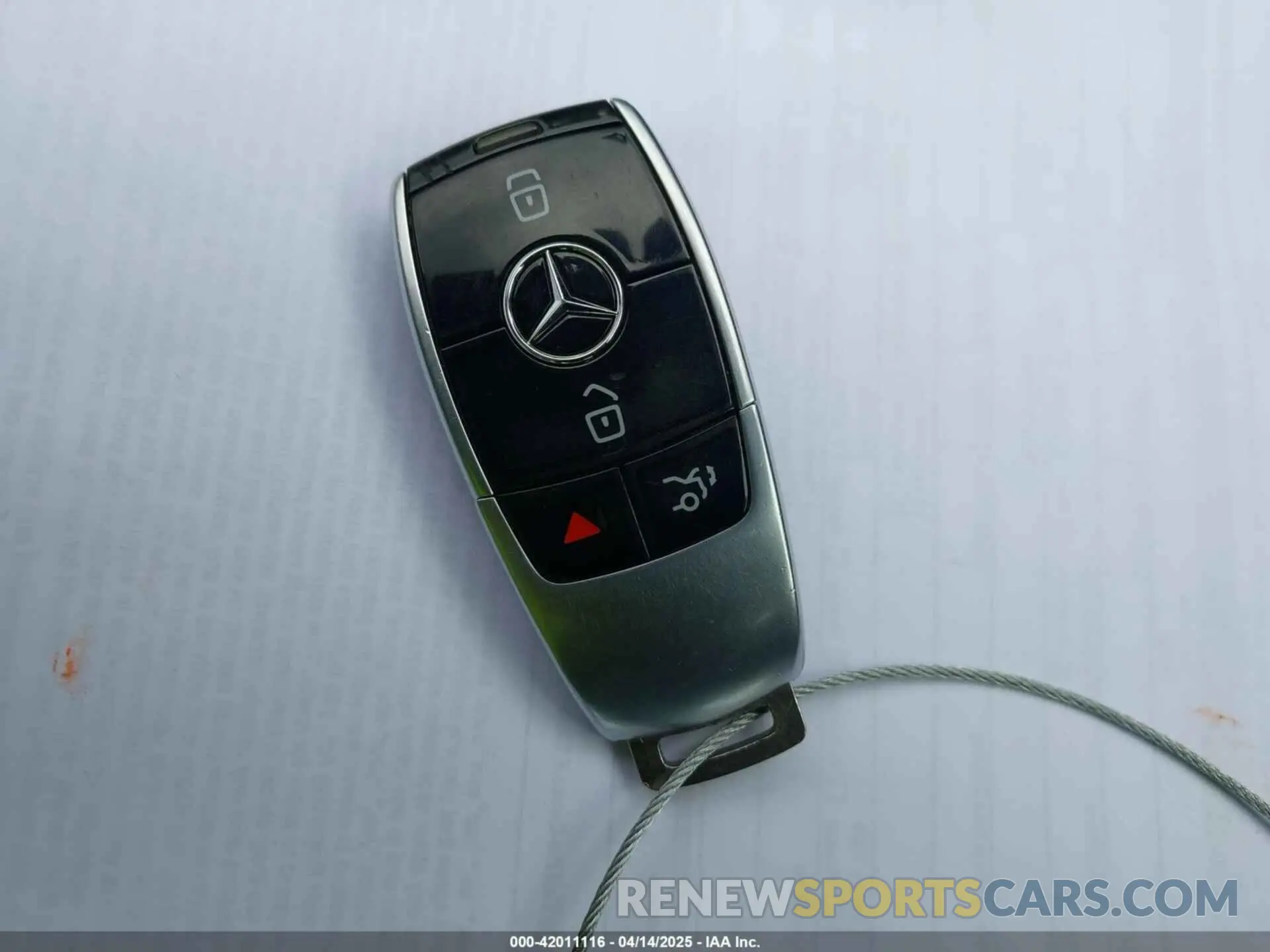11 Photograph of a damaged car WDDZF4KB0KA545145 MERCEDES-BENZ E 300 2019
