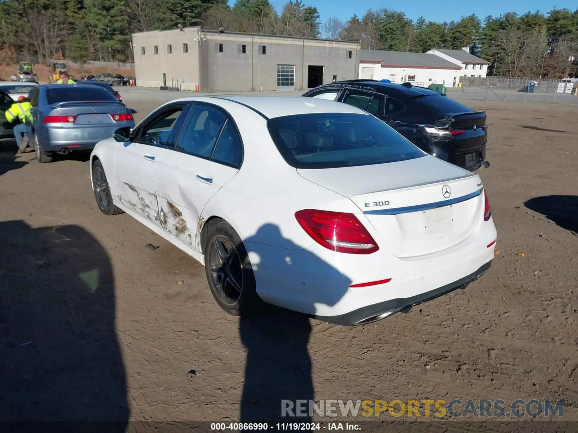 3 Photograph of a damaged car WDDZF4KB1KA551388 MERCEDES-BENZ E 300 2019