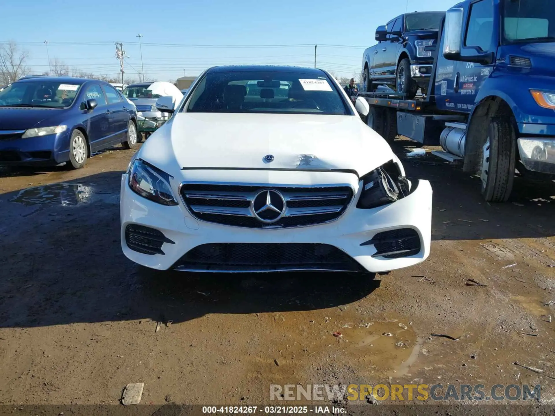 12 Photograph of a damaged car WDDZF4KB7KA544039 MERCEDES-BENZ E 300 2019
