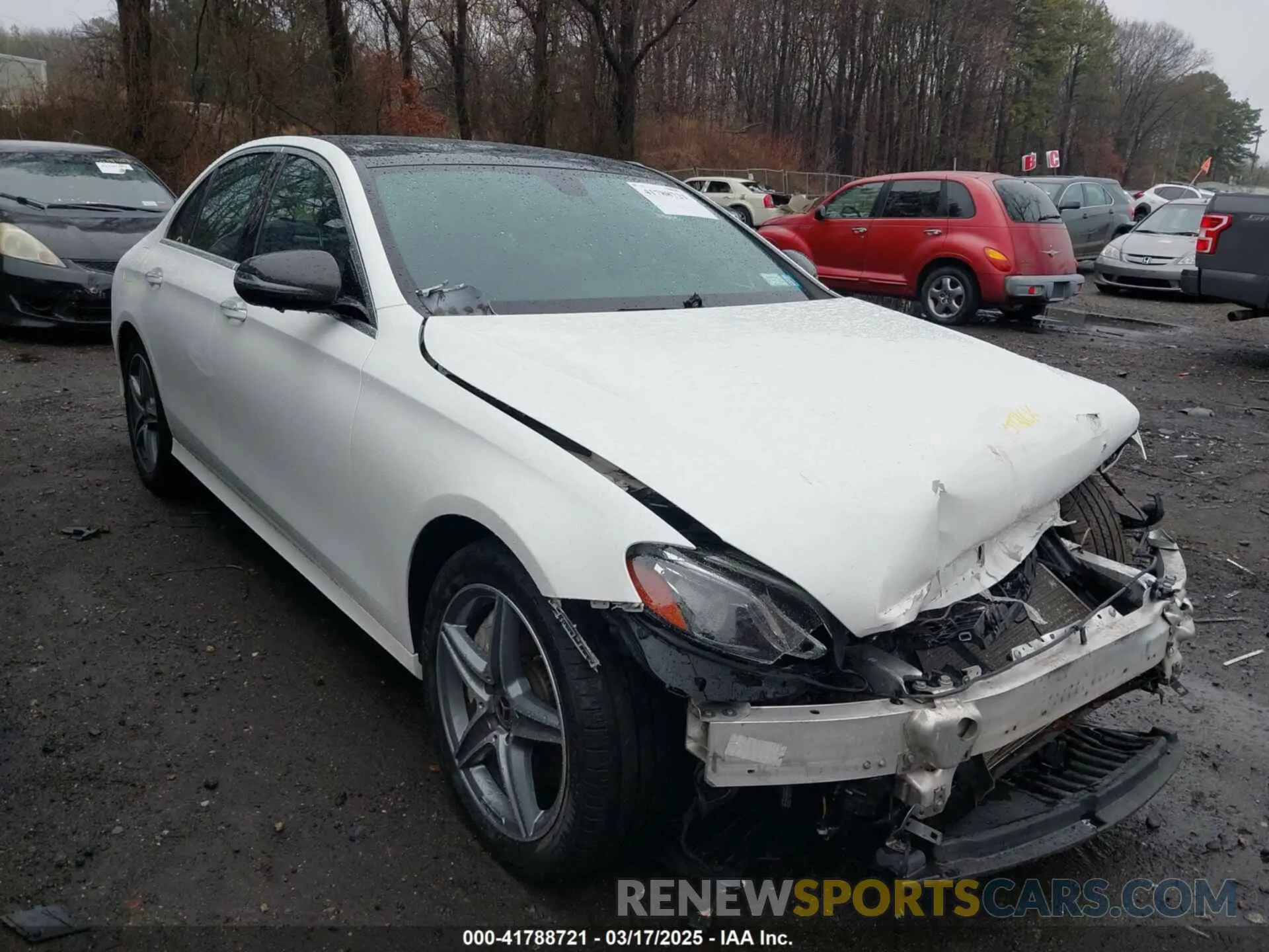 1 Фотография поврежденного автомобиля WDDZF4KBXKA514520 MERCEDES-BENZ E 300 2019