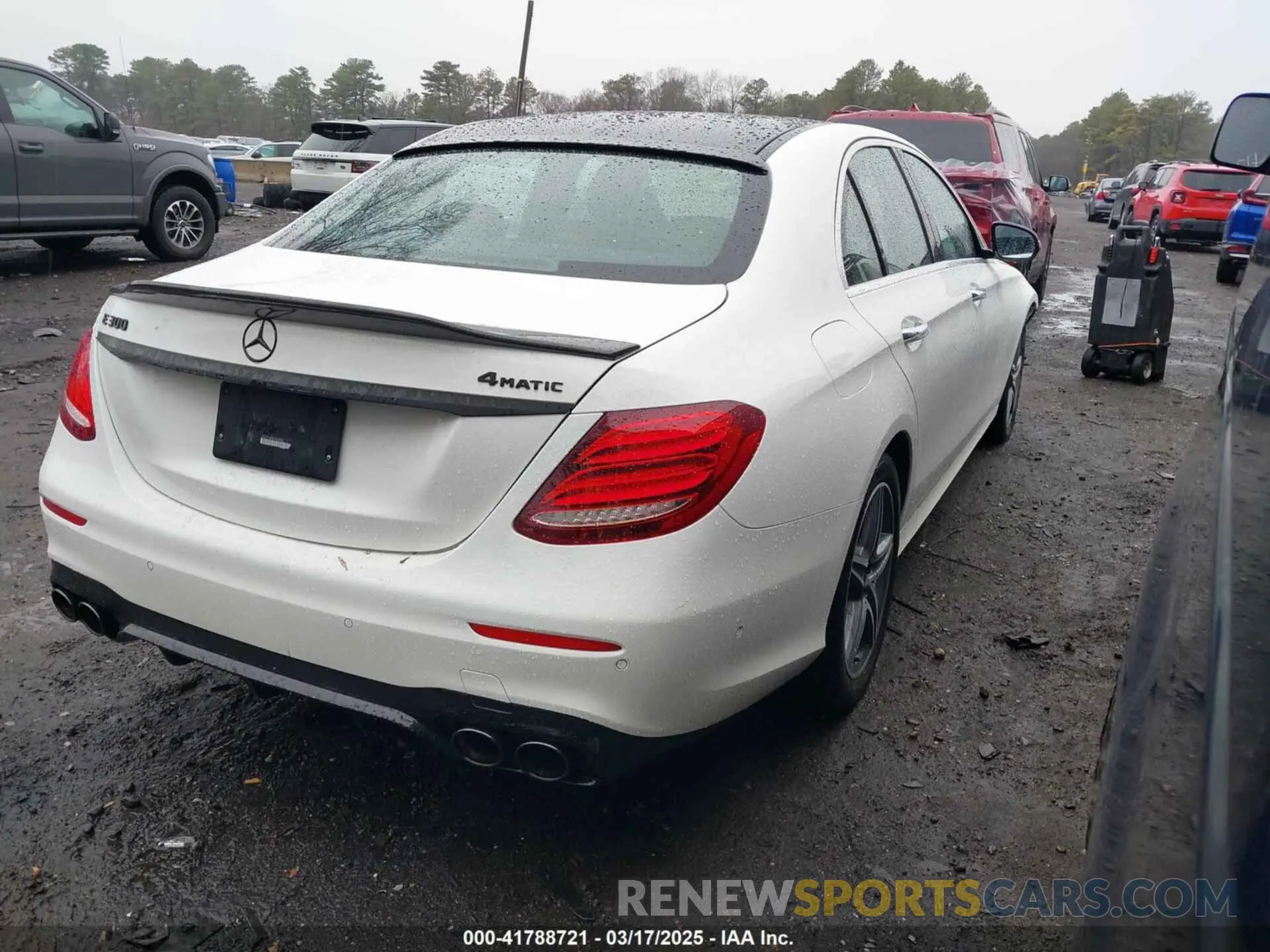 4 Фотография поврежденного автомобиля WDDZF4KBXKA514520 MERCEDES-BENZ E 300 2019