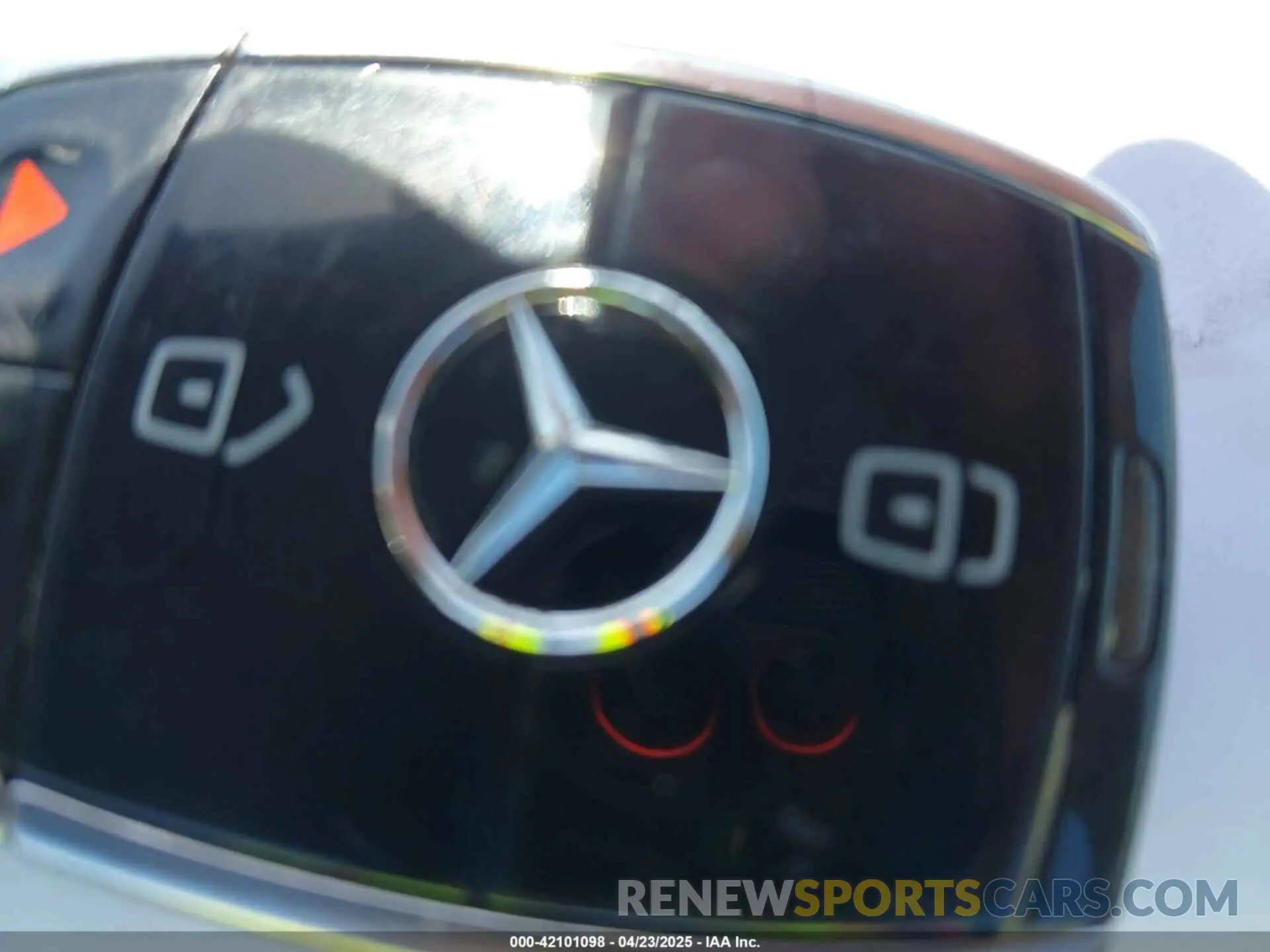 11 Фотография поврежденного автомобиля W1KZF8DB8LA827586 MERCEDES-BENZ E 350 2020
