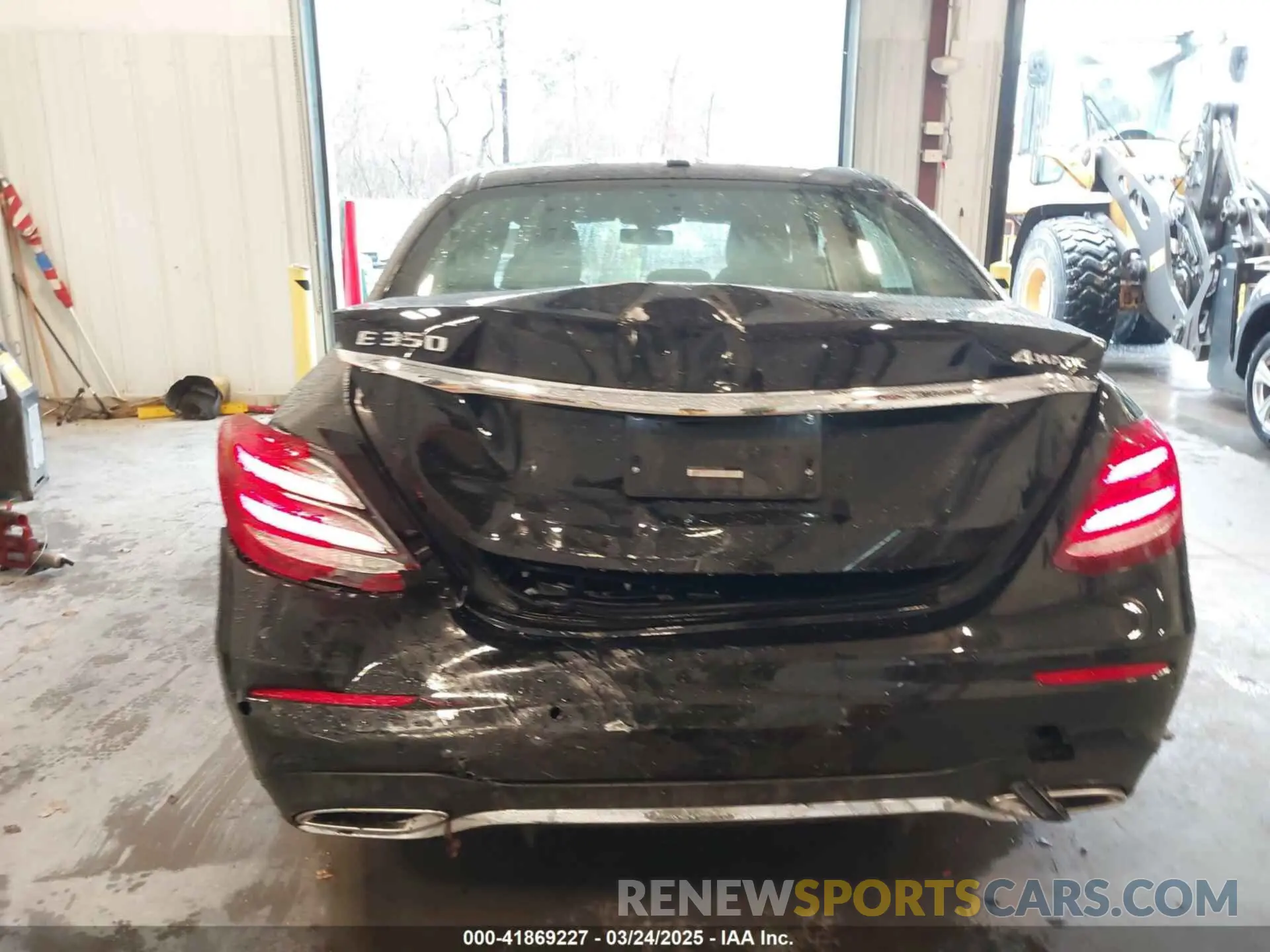 16 Photograph of a damaged car W1KZF8EB6LA773638 MERCEDES-BENZ E 350 2020