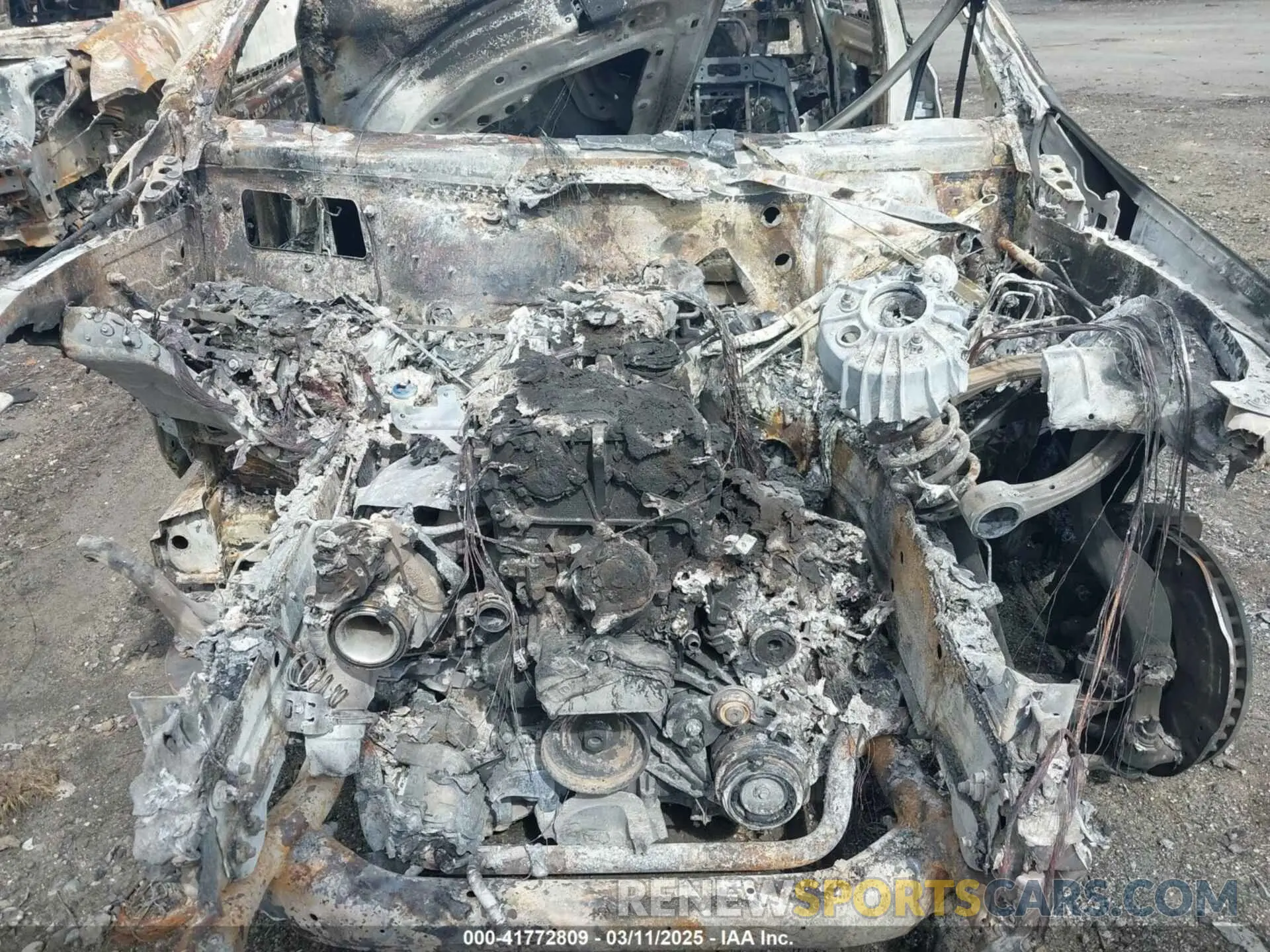 10 Photograph of a damaged car WDDZF8DB5LA753009 MERCEDES-BENZ E 350 2020