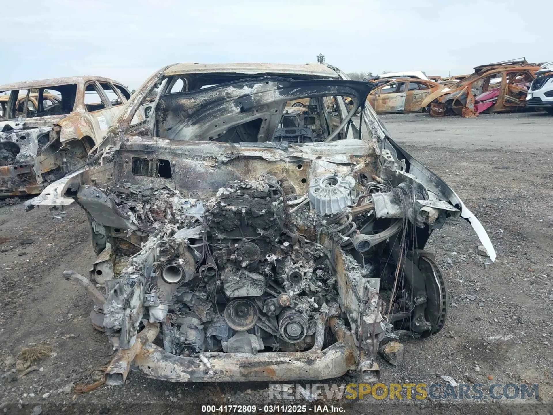 11 Photograph of a damaged car WDDZF8DB5LA753009 MERCEDES-BENZ E 350 2020