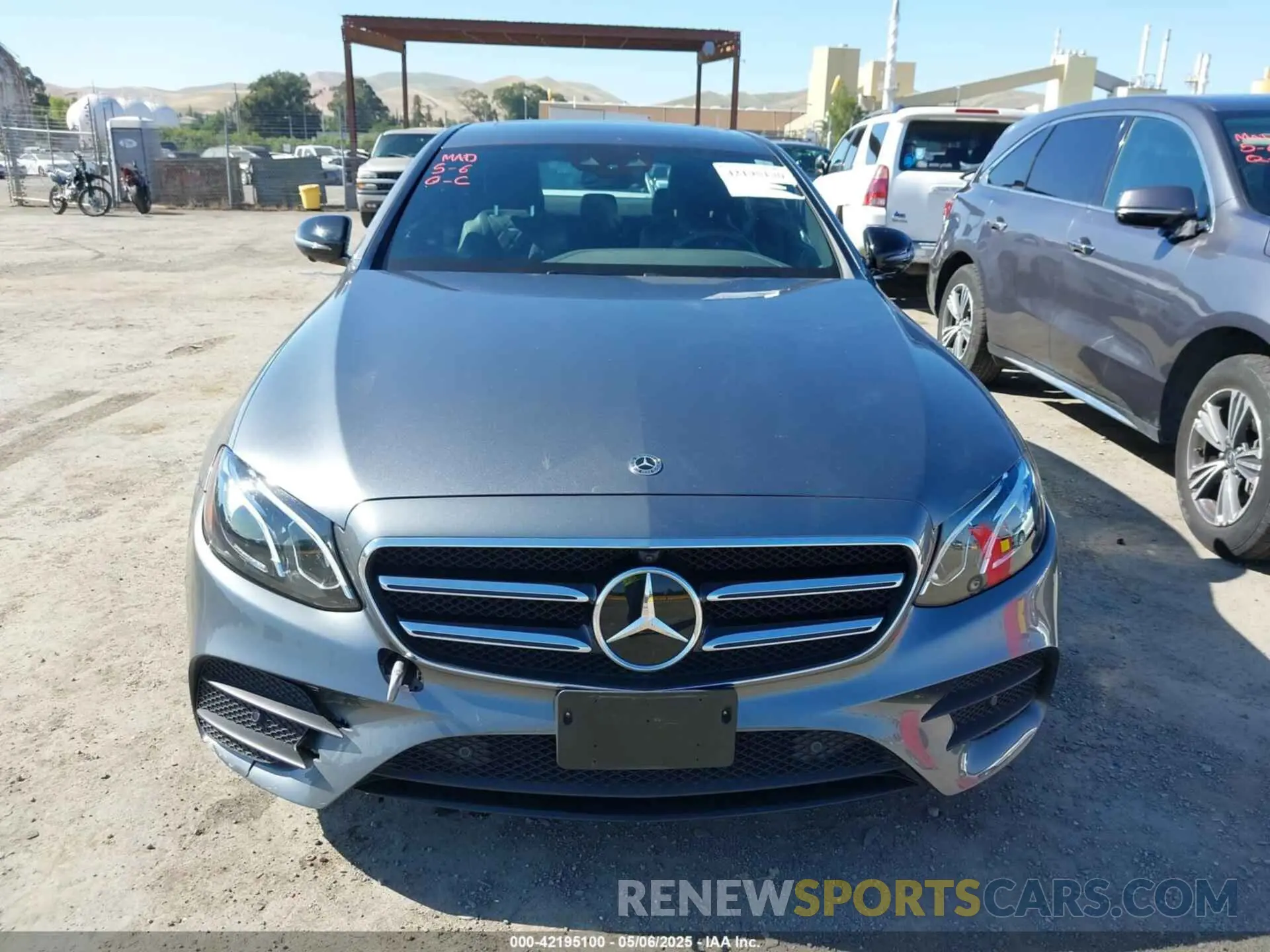 12 Фотография поврежденного автомобиля WDDZF8DB6LA753035 MERCEDES-BENZ E 350 2020