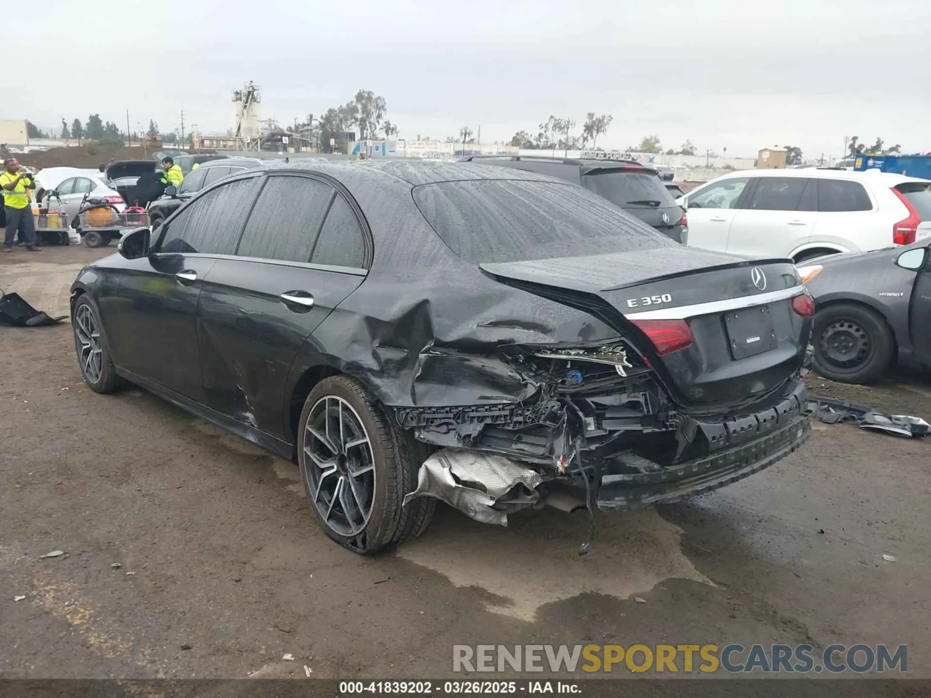 3 Photograph of a damaged car W1KZF8DBXMA922376 MERCEDES-BENZ E 350 2021