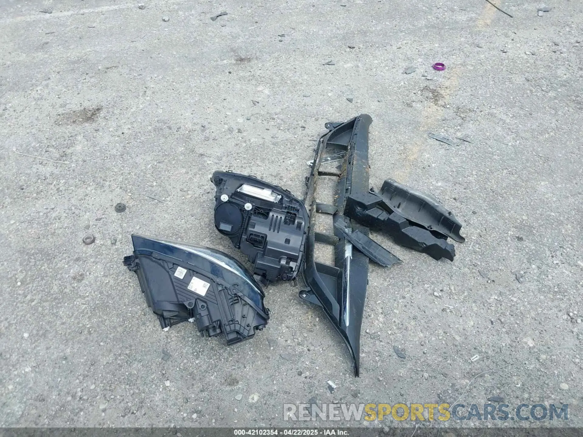 12 Photograph of a damaged car W1KZF8DBXNB049580 MERCEDES-BENZ E 350 2022