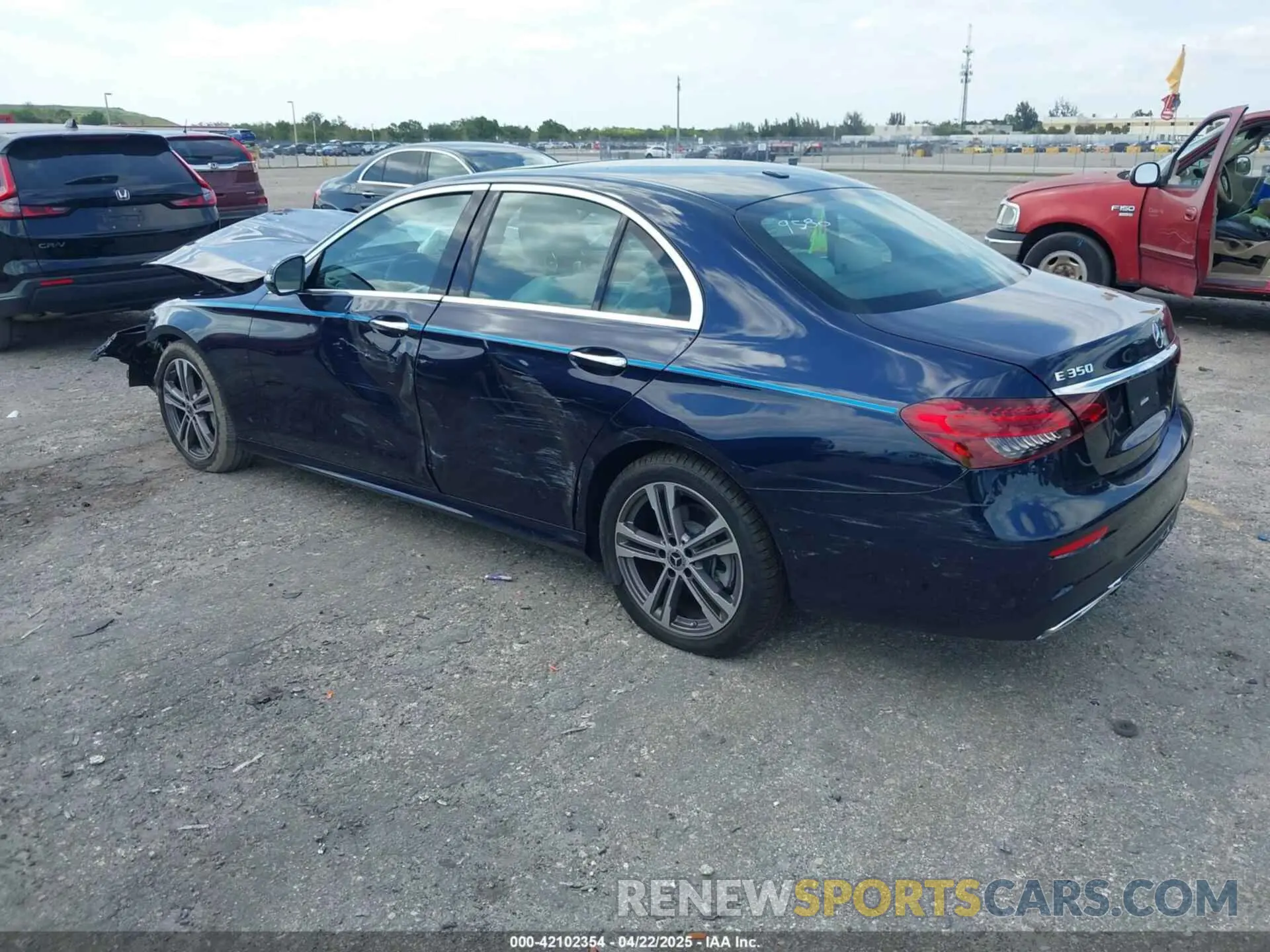 3 Photograph of a damaged car W1KZF8DBXNB049580 MERCEDES-BENZ E 350 2022
