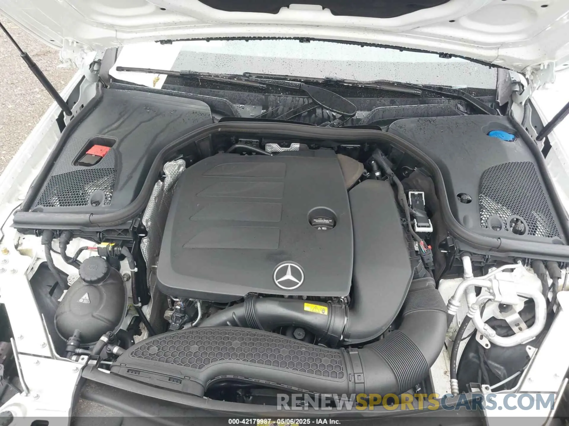 10 Photograph of a damaged car W1KZF8EB6PB119187 MERCEDES-BENZ E 350 2023