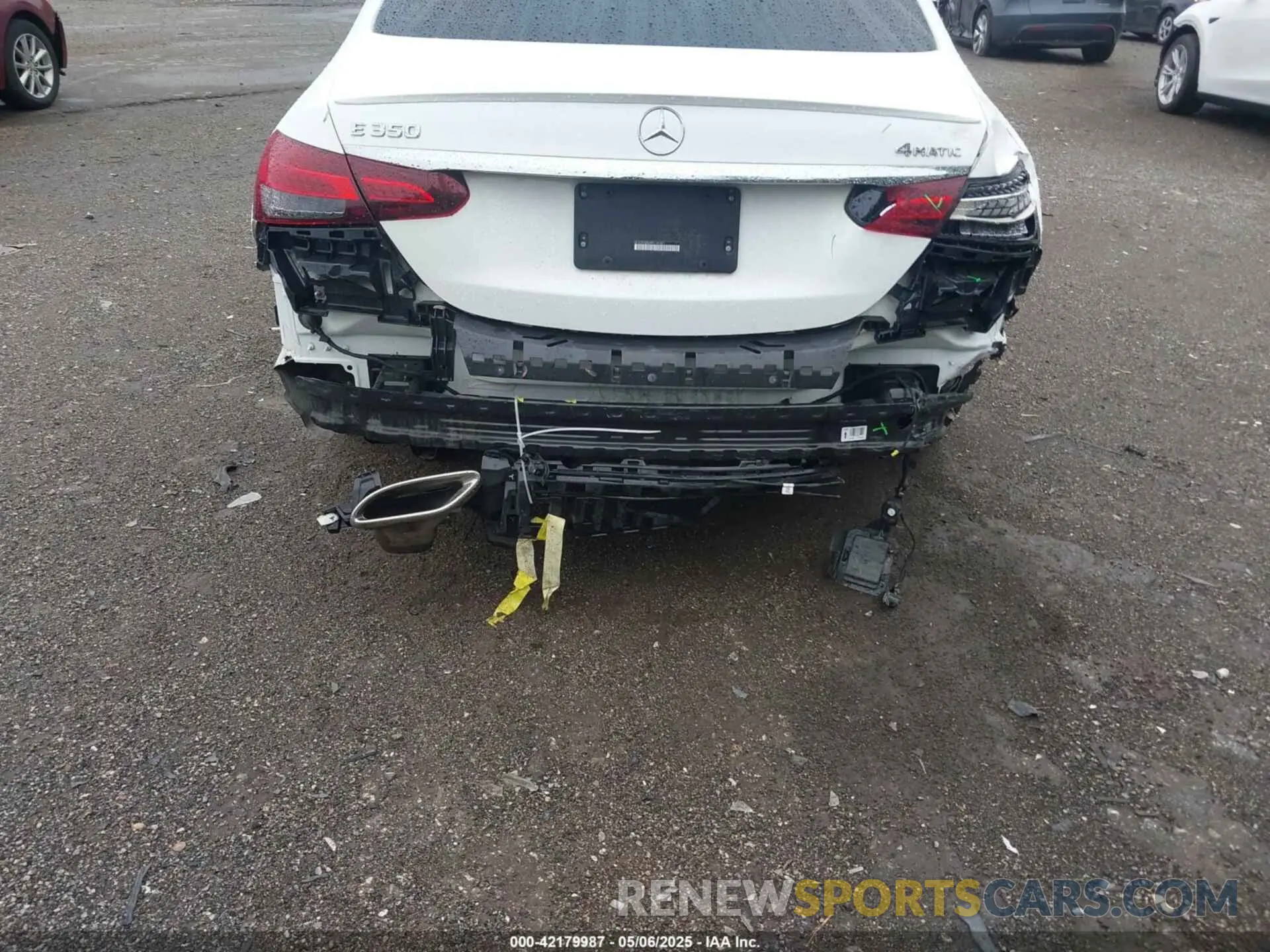 6 Photograph of a damaged car W1KZF8EB6PB119187 MERCEDES-BENZ E 350 2023