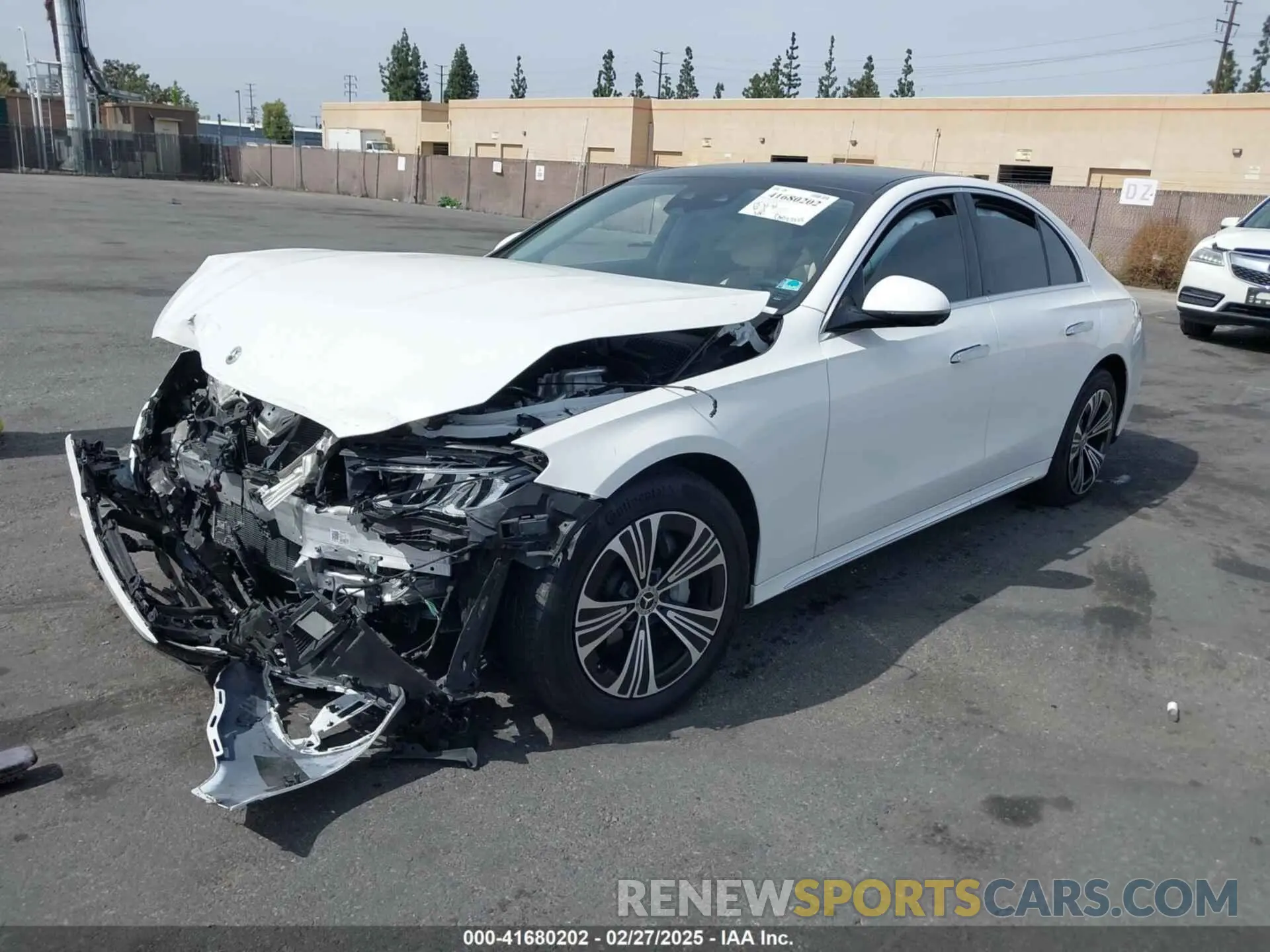 2 Photograph of a damaged car W1KLF4HB9RA006076 MERCEDES-BENZ E 350 2024